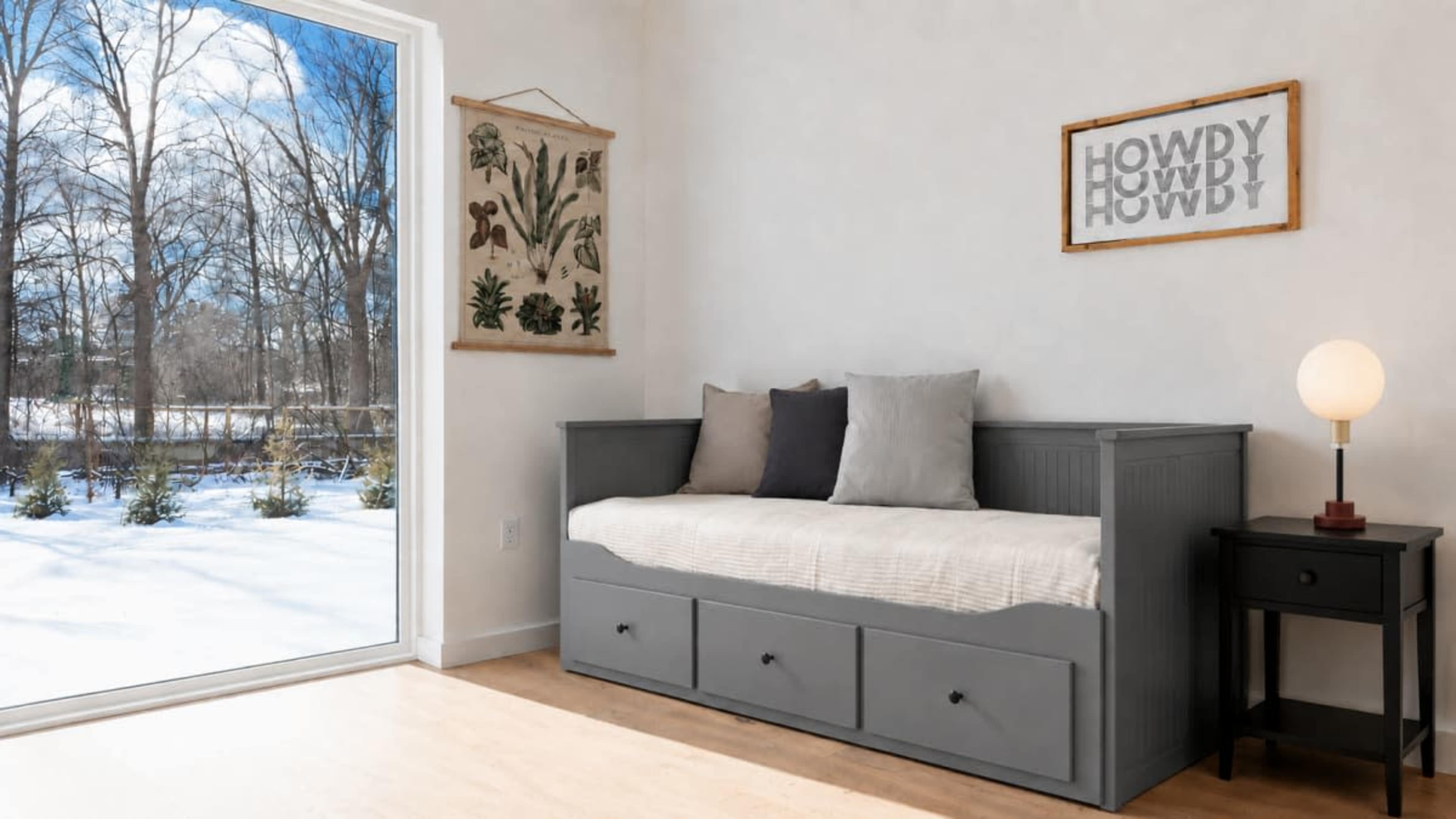 Large Design-Led Catskills Home with Mountain Views & Natural Light Image in Saugerties, Saugerties, NY