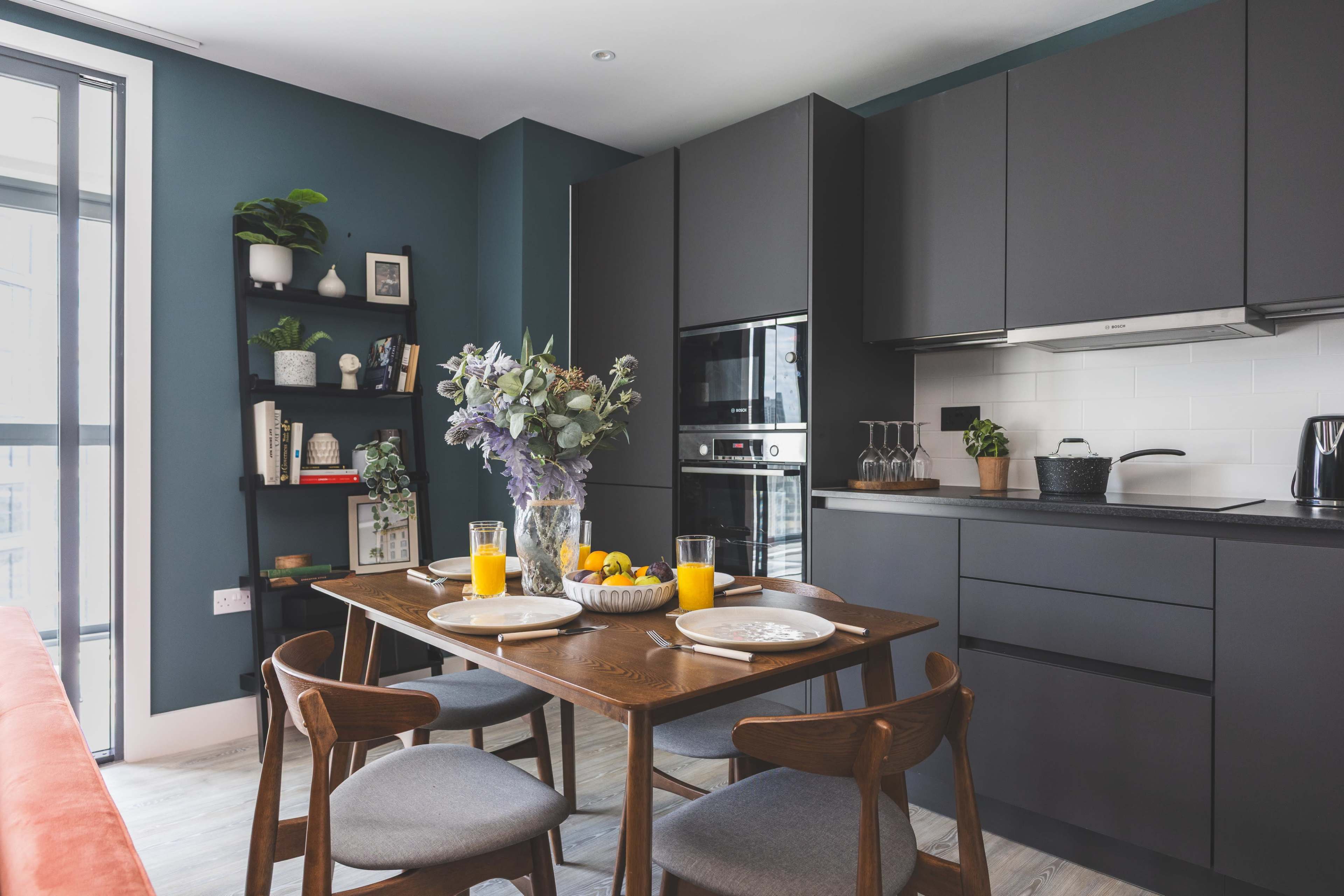 Luxury 2 Bedroom Flat w/ Great Views Image in London, London, ENG