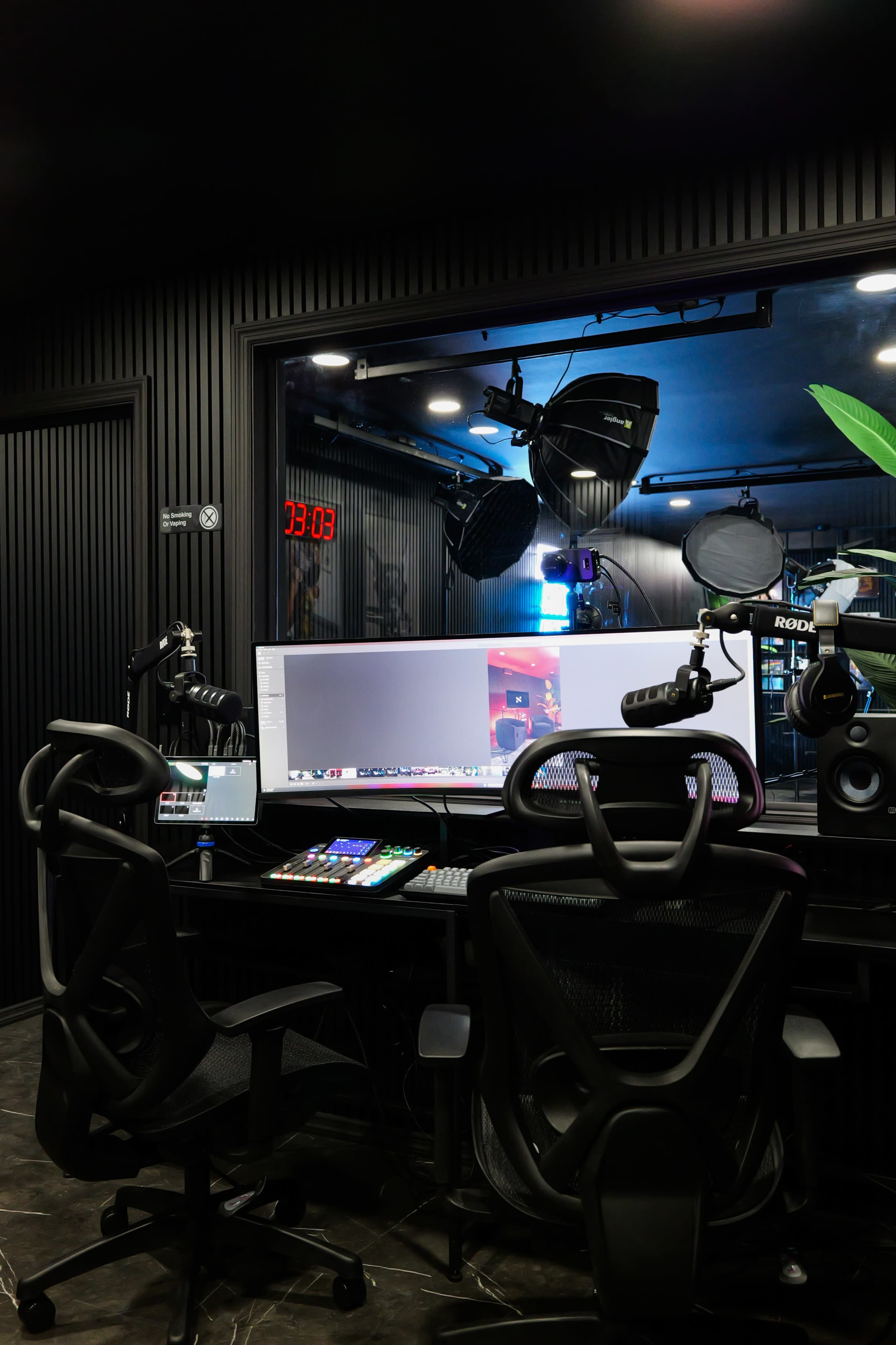 Creative Podcast & Content Studio in Long Island Image in Hempstead, Franklin square, NY