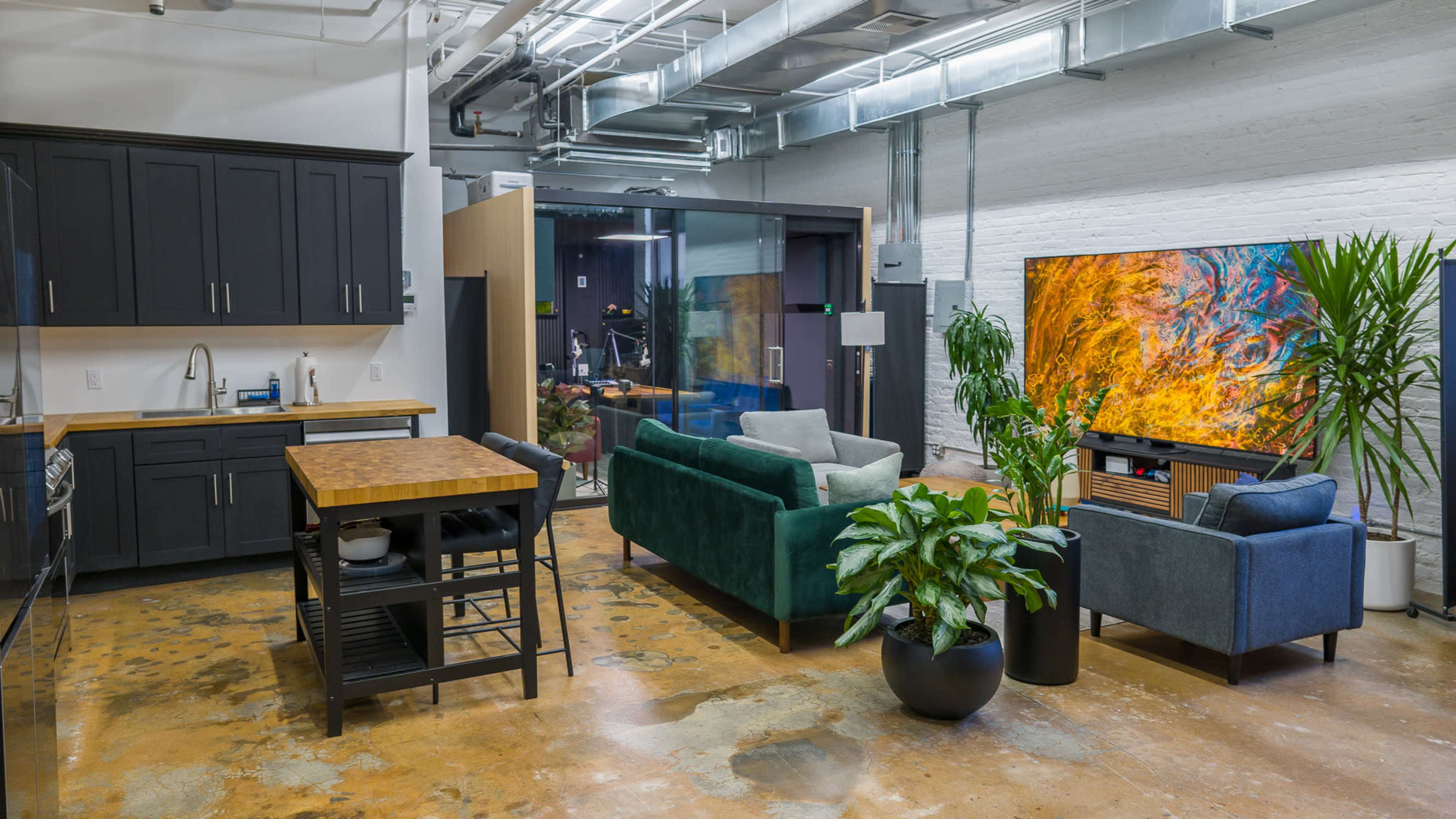 Greenpoint Production Space w/ Full Kitchen, Living Room, and Podcast Booth Image in Greenpoint, Brooklyn, NY