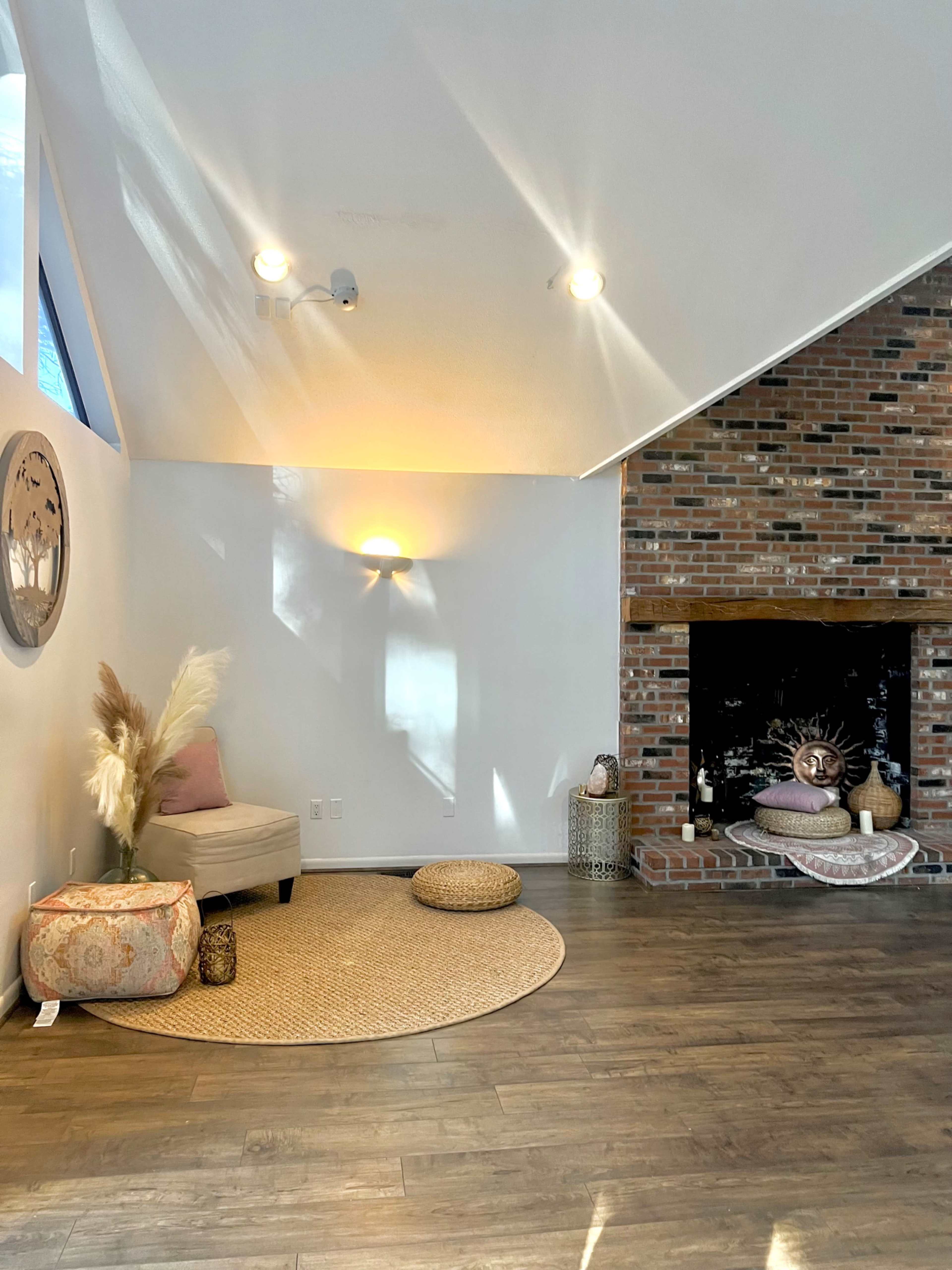 Awakening Room Image in Avon, Avon, CT