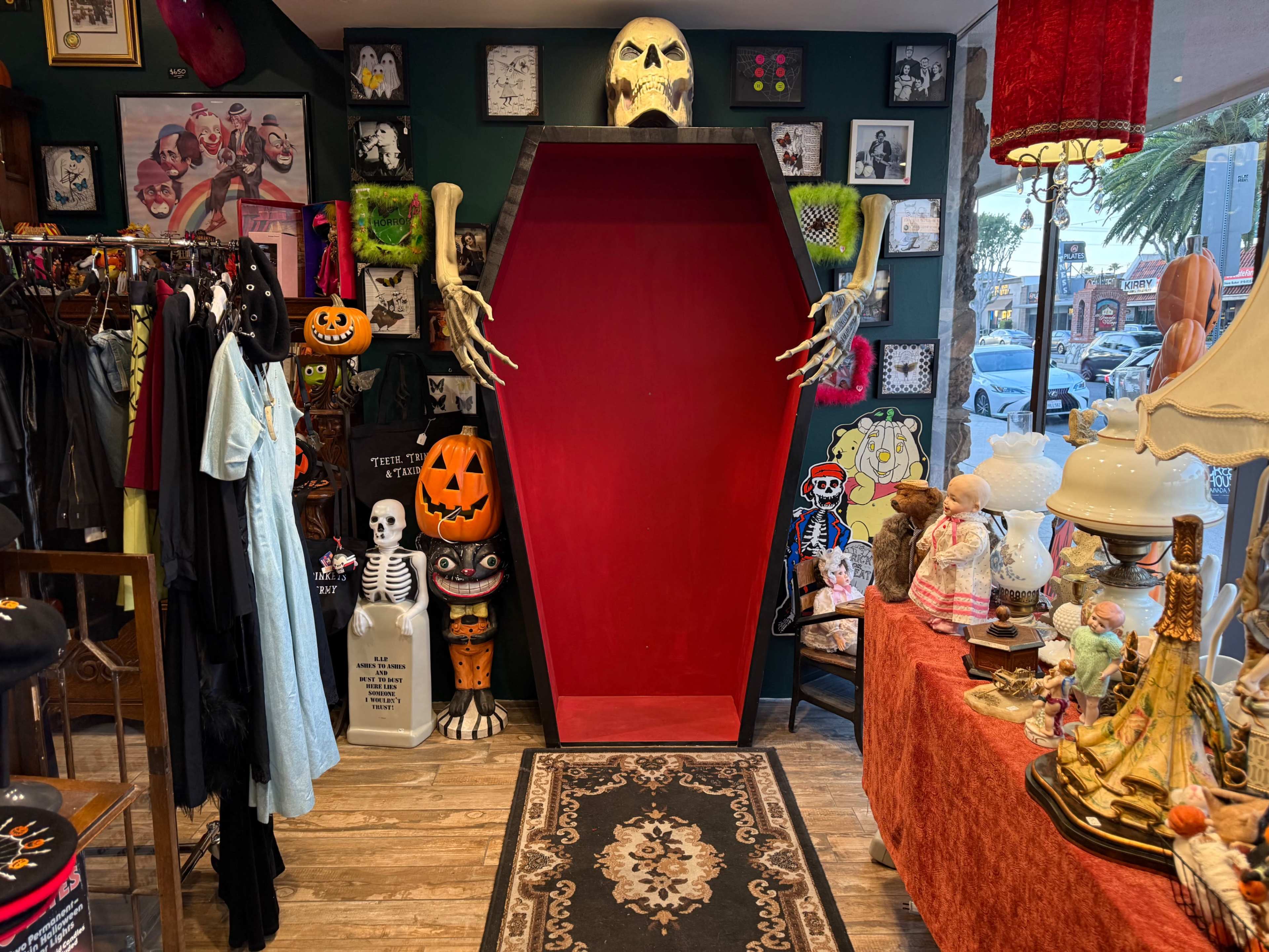 Whimsical Gothic Antiques, Vintage, & Oddities Shop Image in Granada Hills, Granada Hills, CA