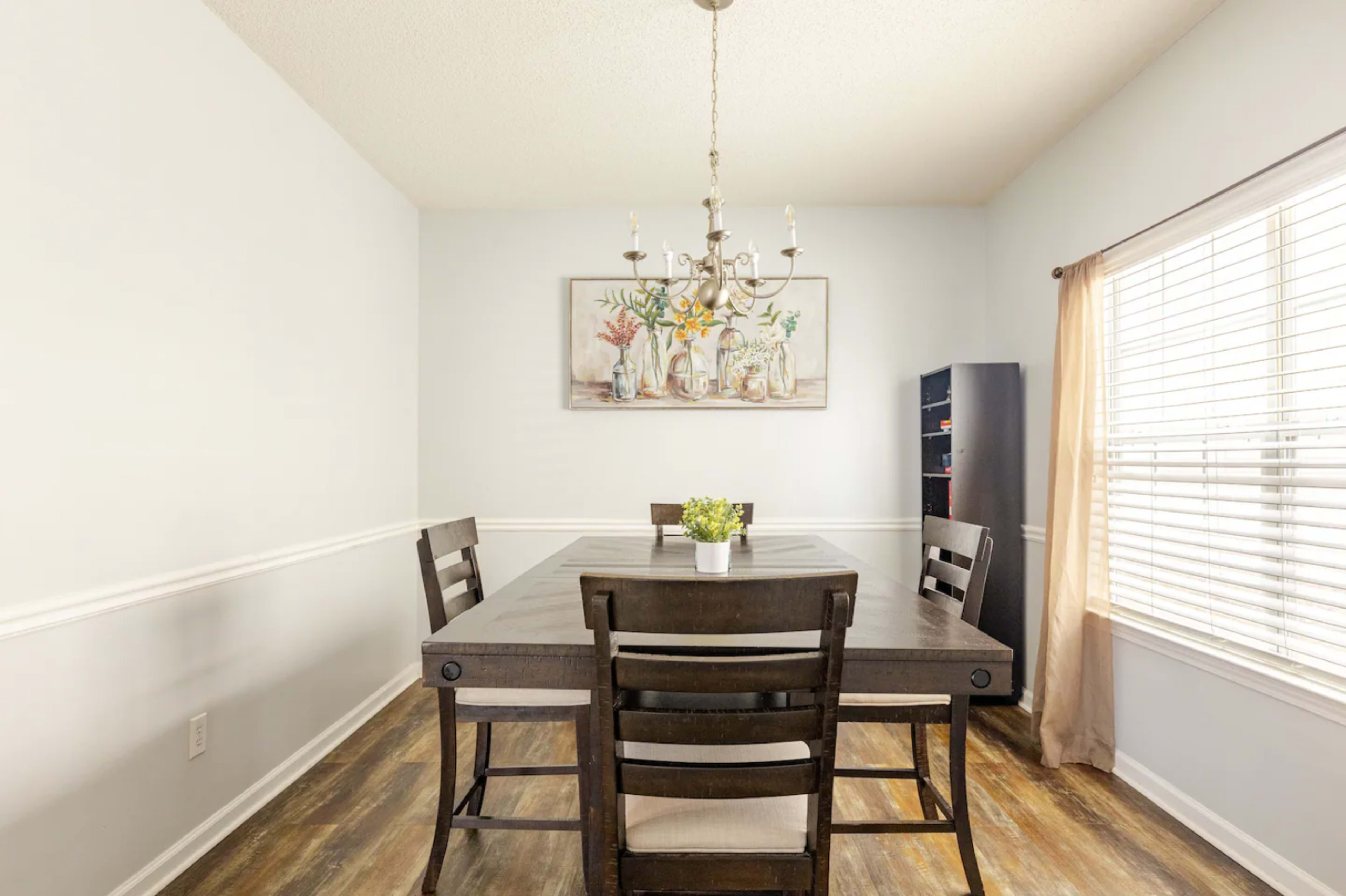 Beautiful 3BD/2.5BTH Atlanta Home - Airport Image in Southwest, Atlanta, GA