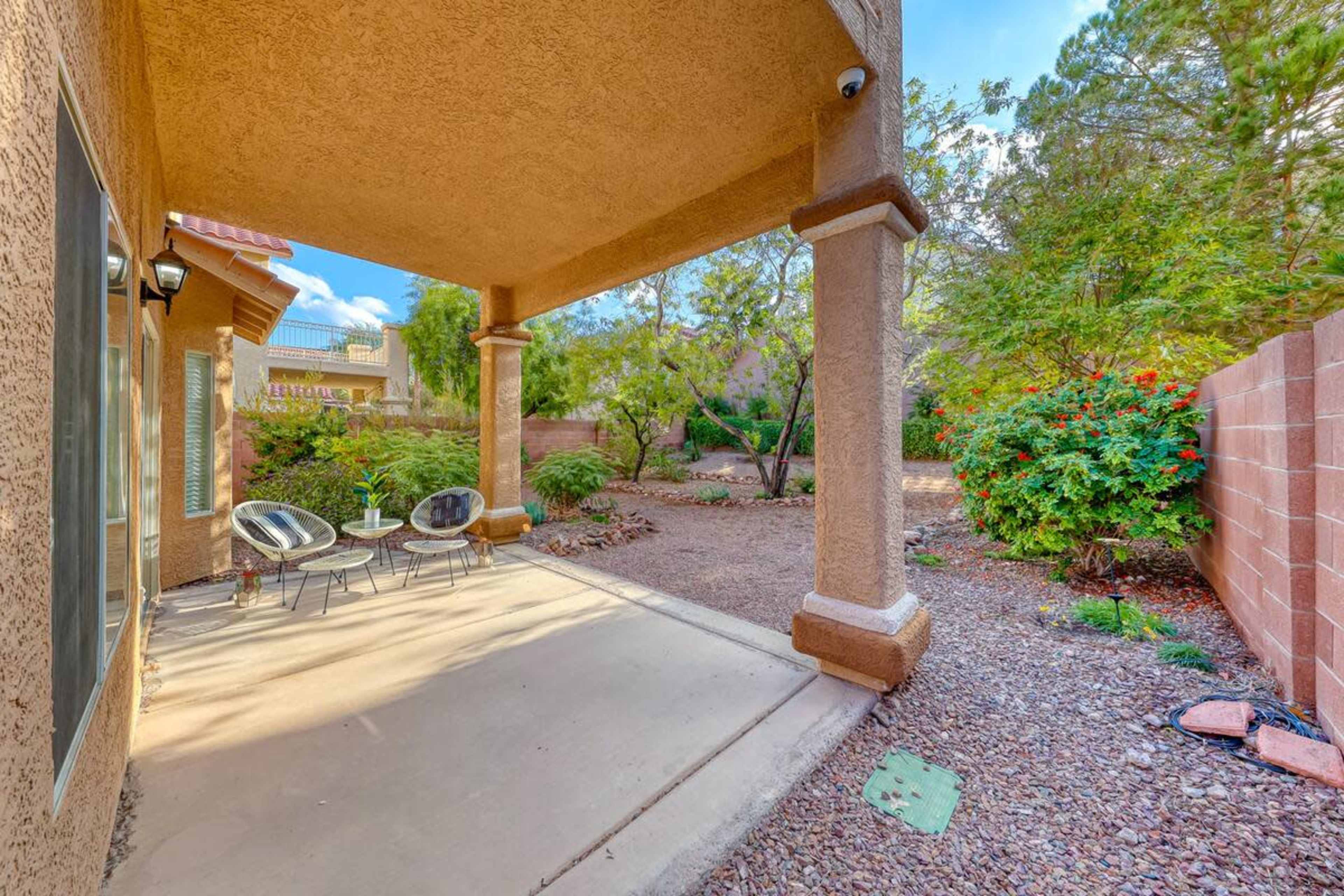 Designer Green Valley Home – Perfect for Meetings, Events, Shoots & Retreats Image in Henderson, Henderson, NV