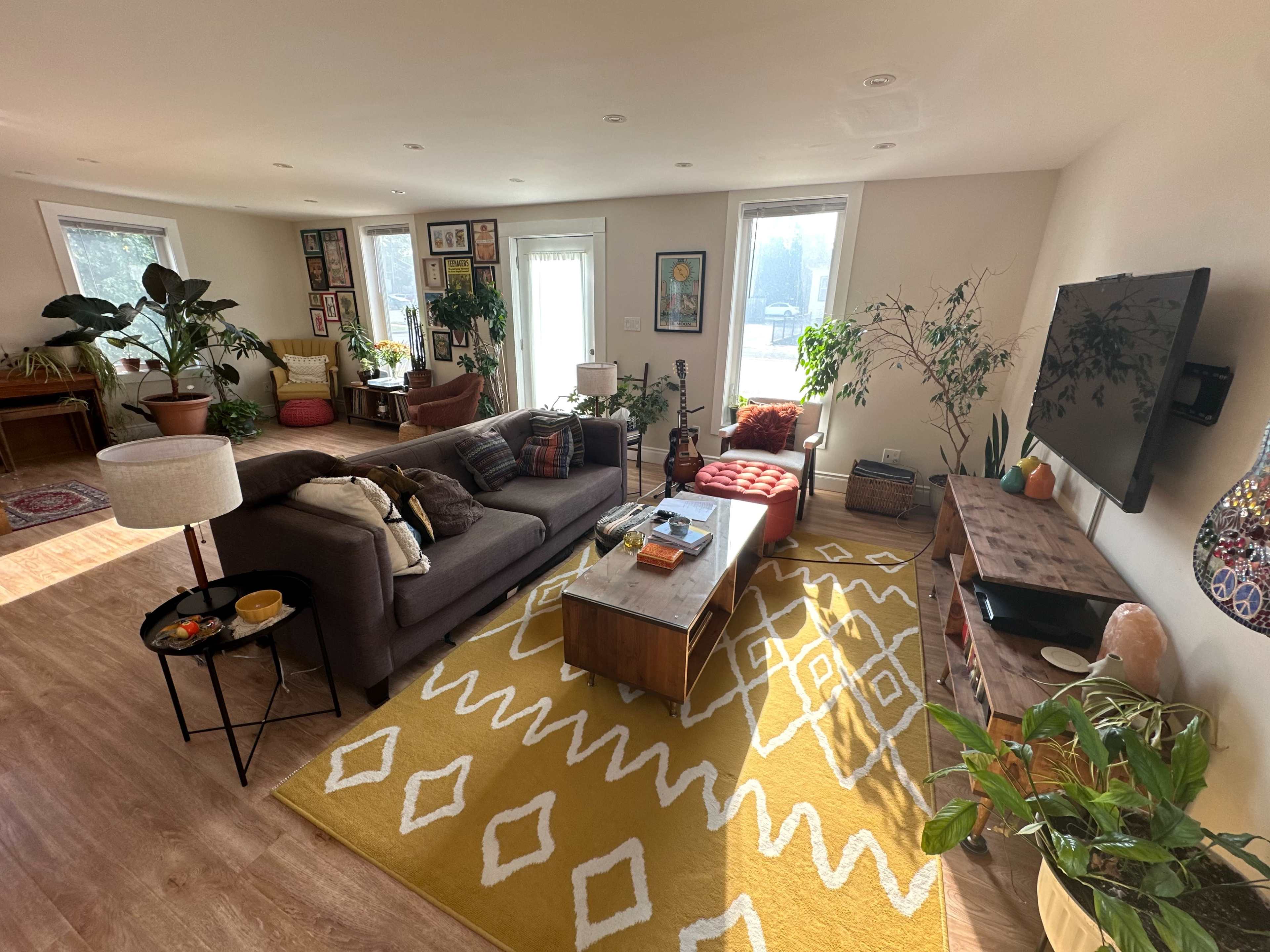 Downtown Whitby Writing/Recording Studio Image in Whitby, Whitby, ON