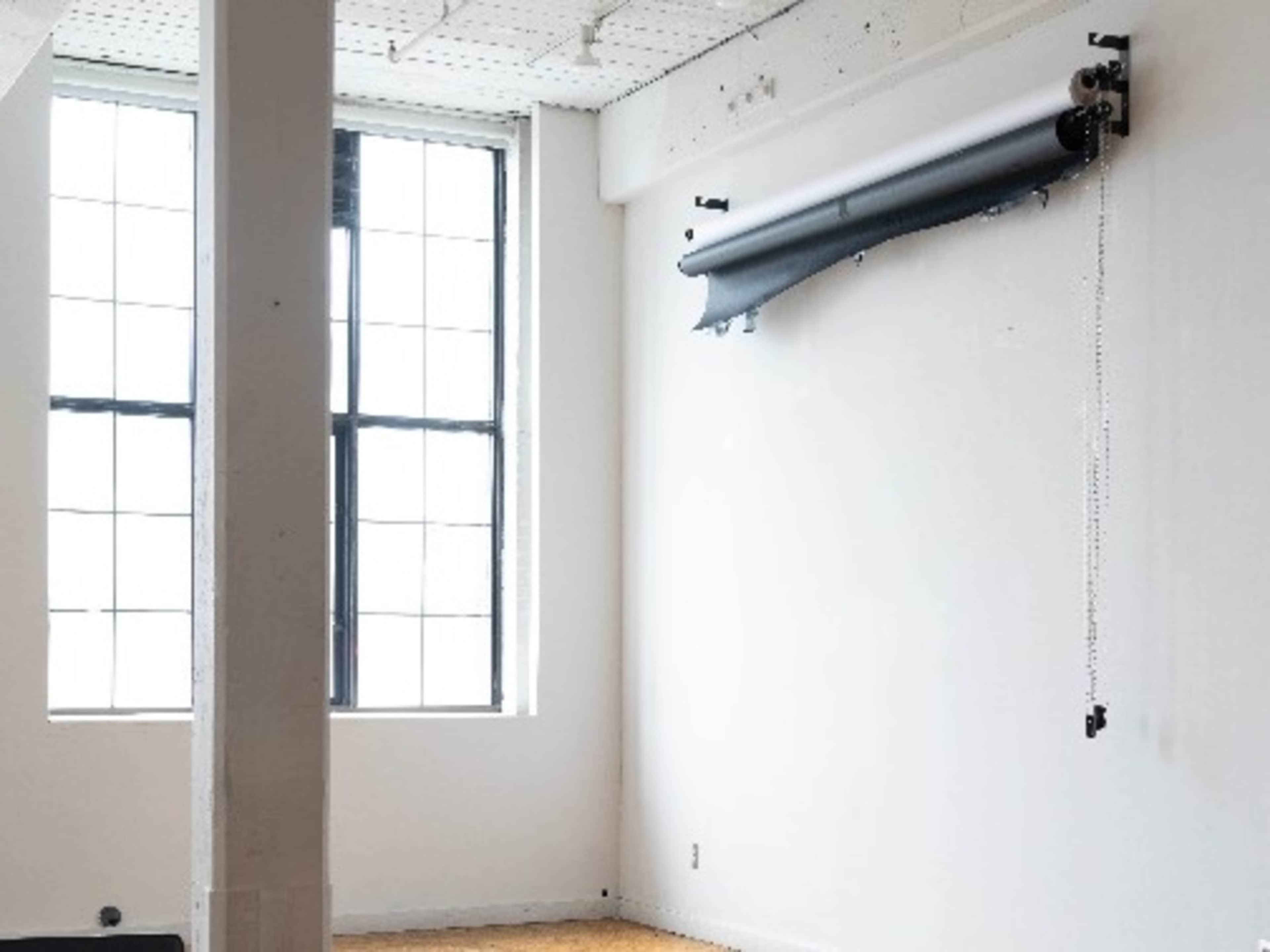 Used! 9ft Wide Seamless Backdrop Paper