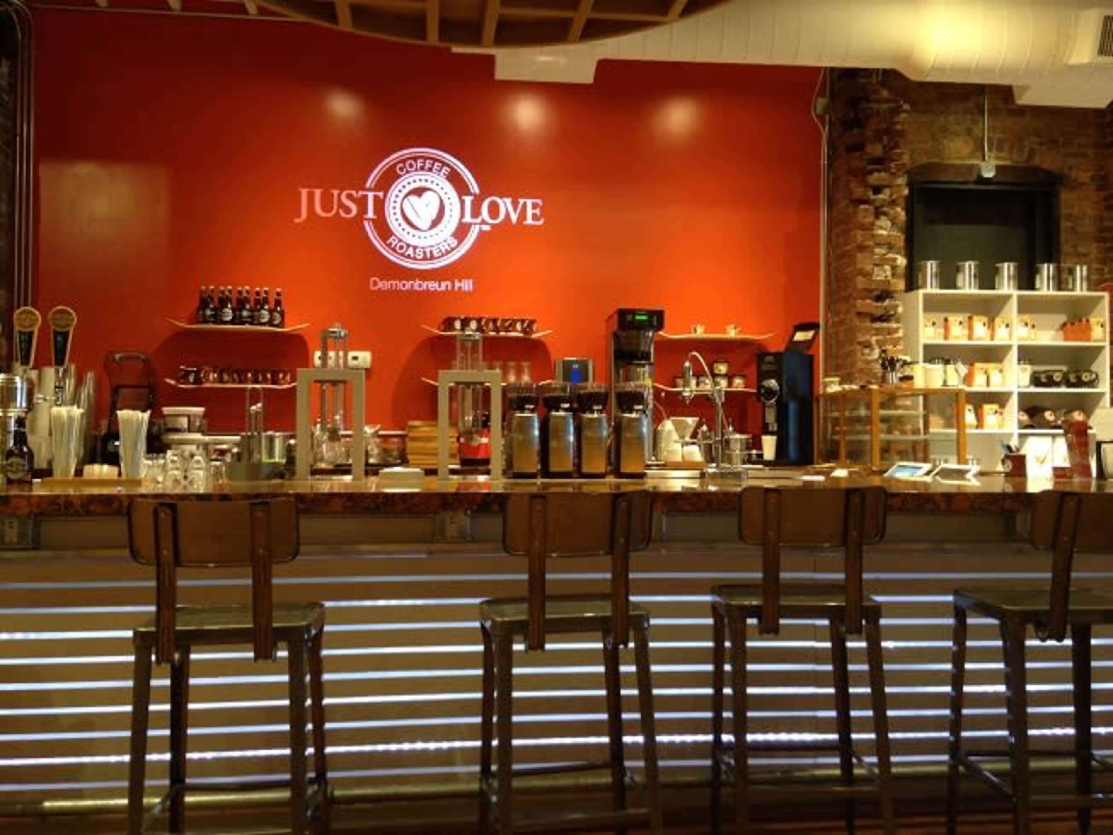 Downtown Nashville Cozy Coffee Shop Image in Midtown, Nashville, TN