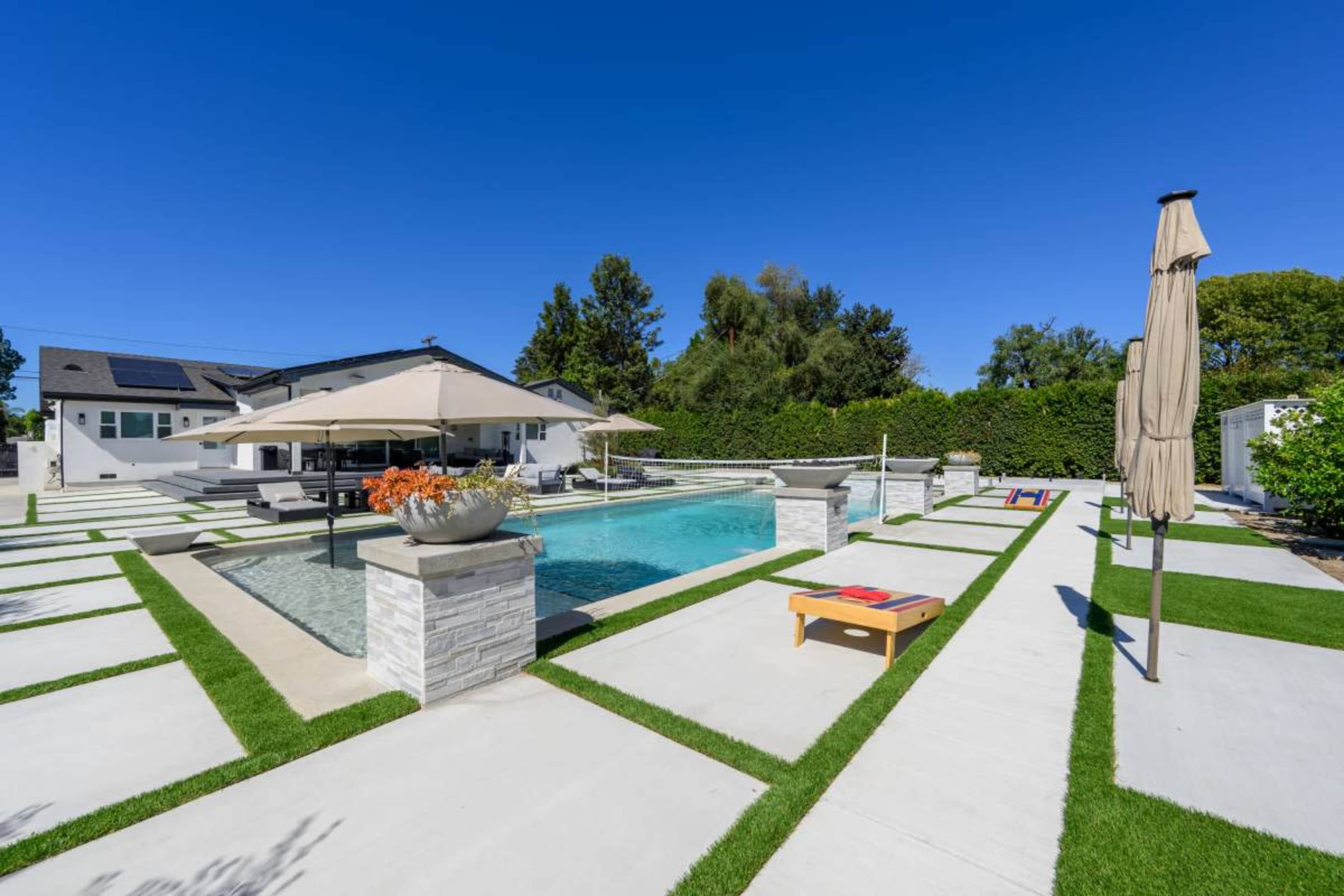 Lush 1-Acre Private Lot with Resort-Style Pool, Gardens, Iconic Classic Cars & Multiple Shoot Locations Image in North Hills, North Hills, CA