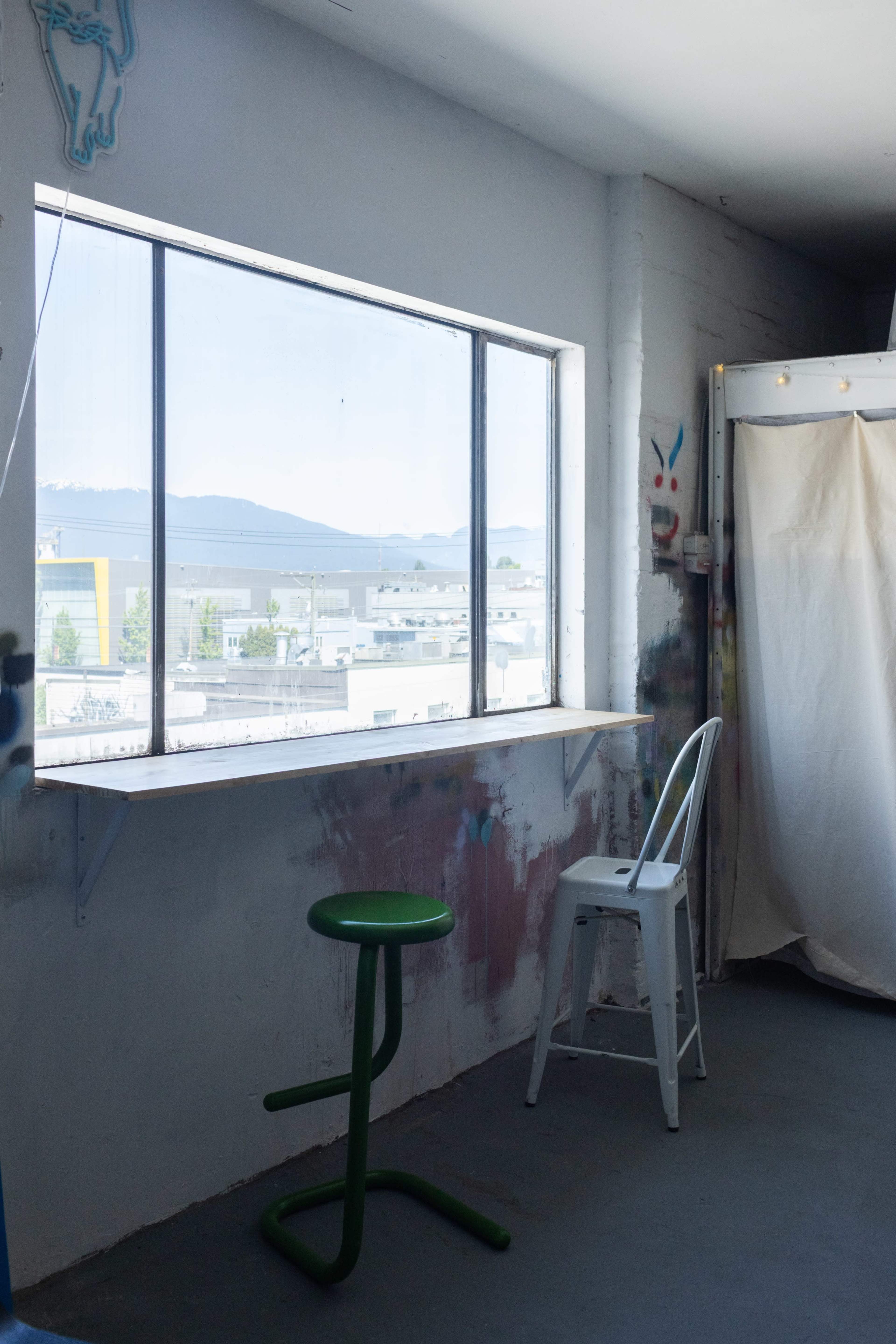 Industrial large studio space with mountain view Image in Grandview-Woodland, Vancouver, BC