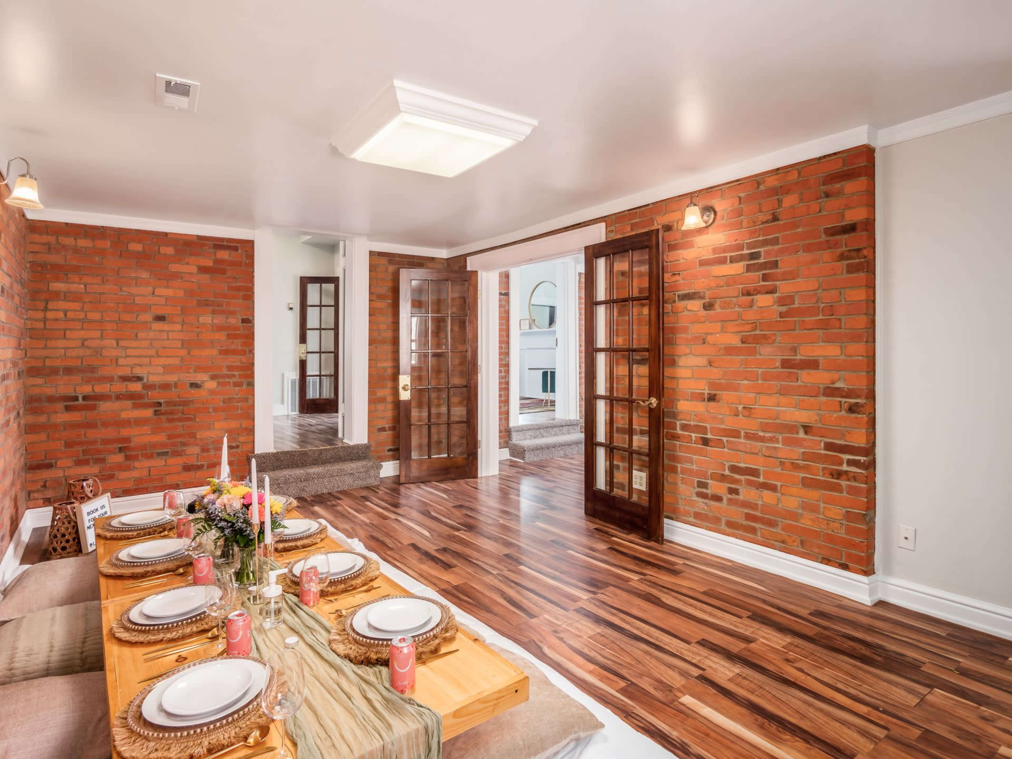 Restorative and Creative Space for Your Next Gatherings in Columbus Image in Downtown, Columbus, OH