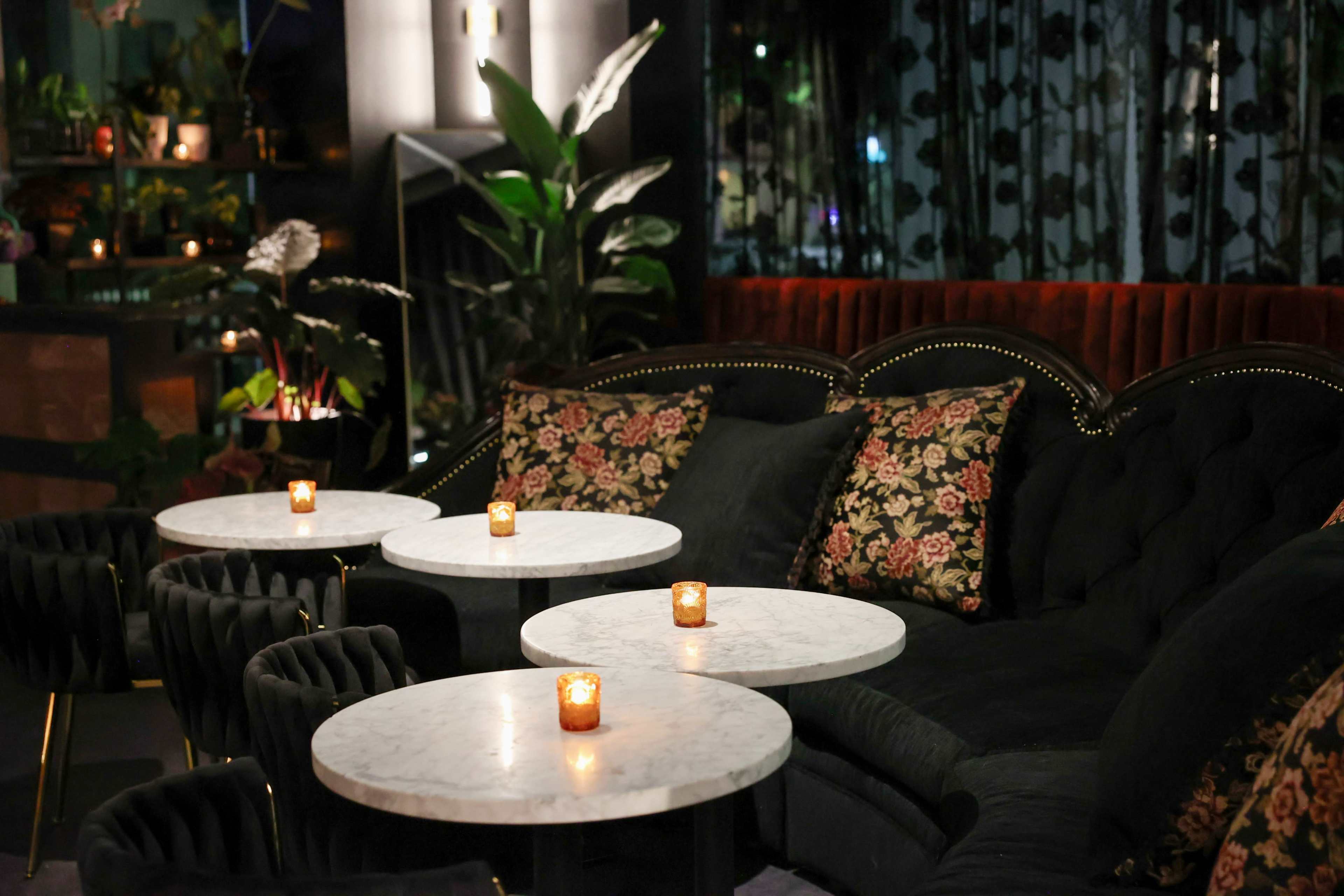 Dark & Moody River Oaks Cocktail Bar Image in Afton Oaks / River Oaks Area, Houston, TX