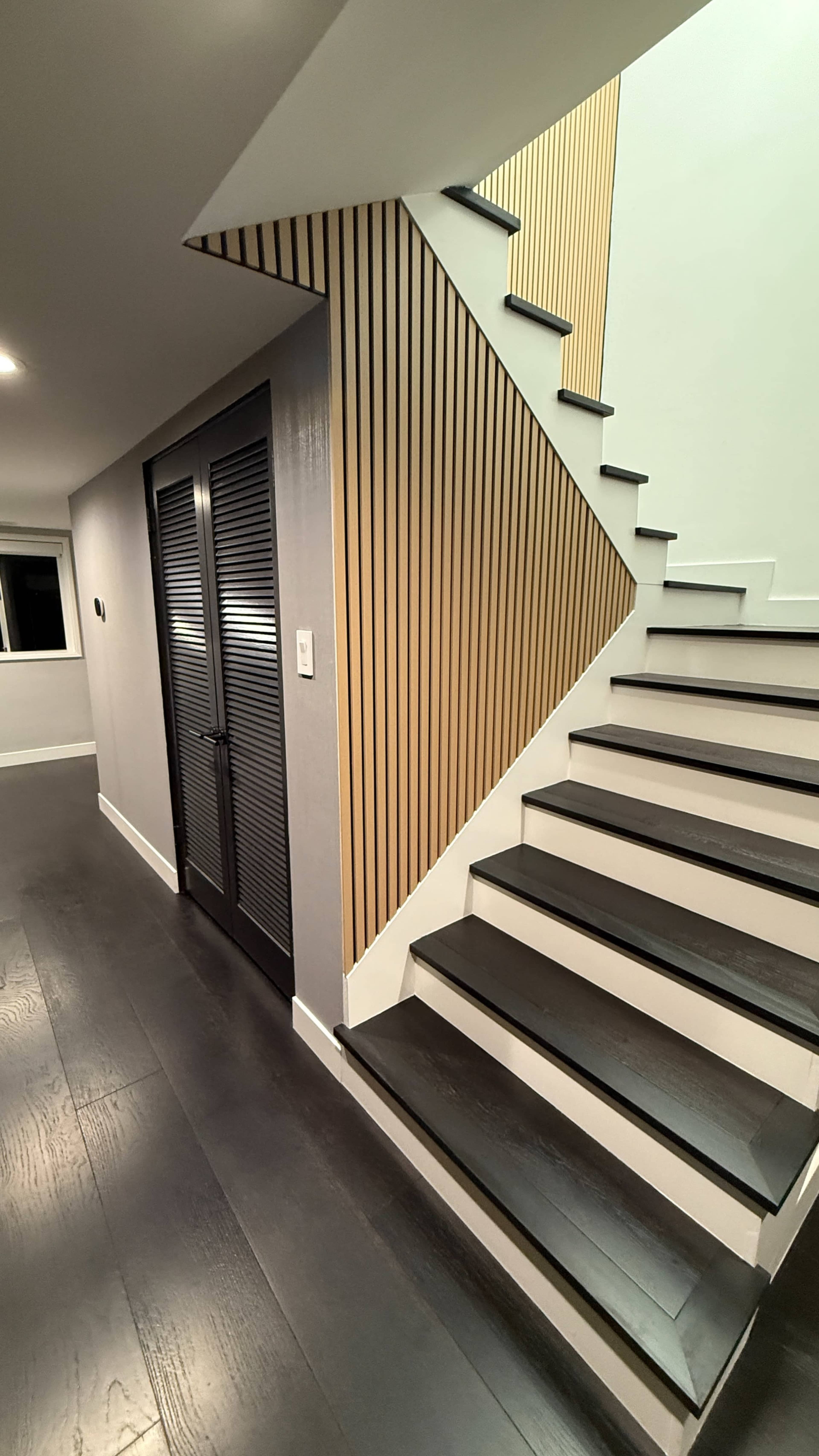 Unique Mid-Century Modern Home on 11,000 SF Corner Lot with Large Swimming Pool Image in West Hills, West Hills, CA