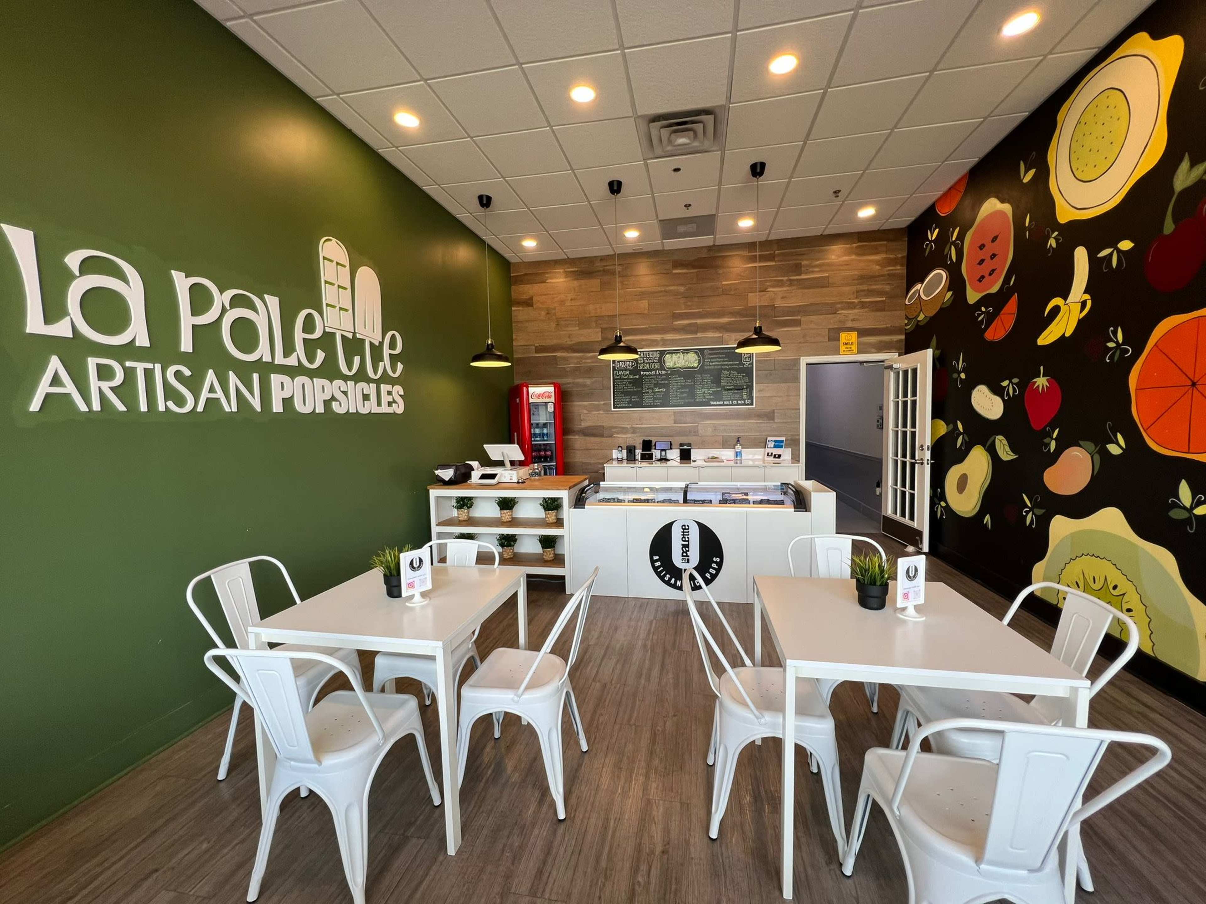 An Ice Cream space with tables, chairs, super Clean restrooms and free wifi. Image in Deerfield Village, Orlando, FL