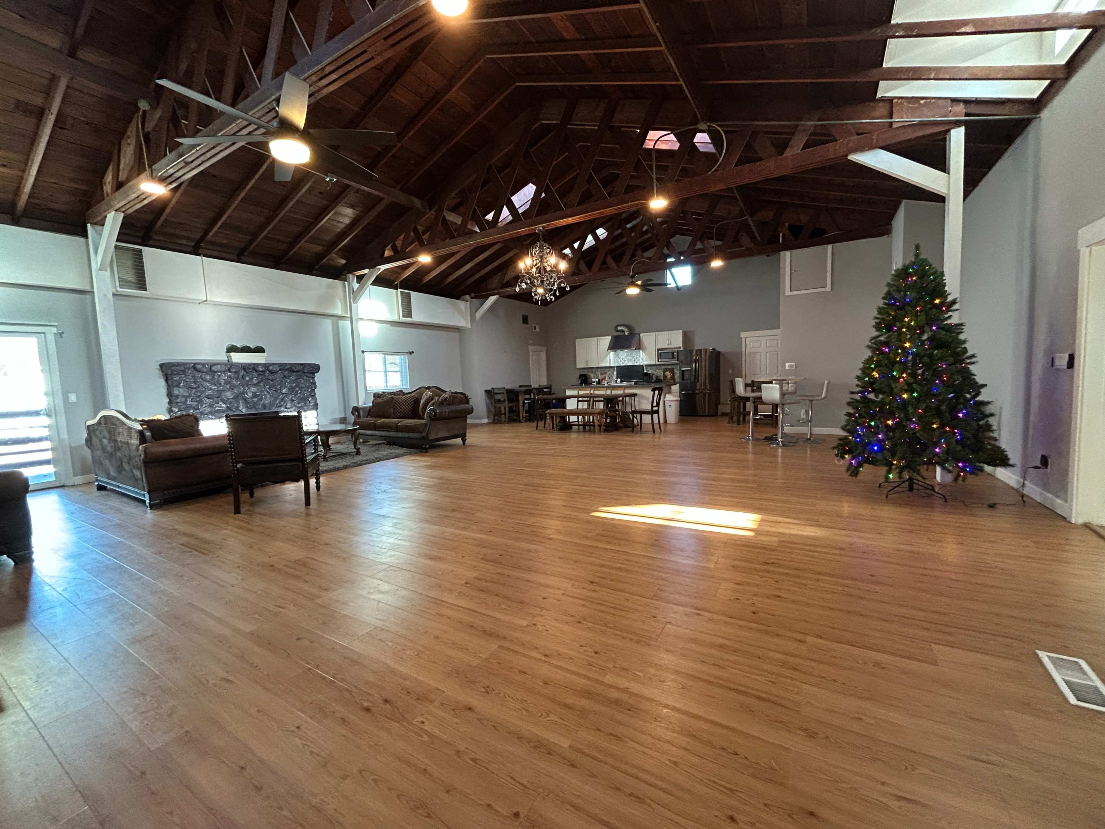 Renovated Historical Farmhouse Image in Concord, Concord, CA