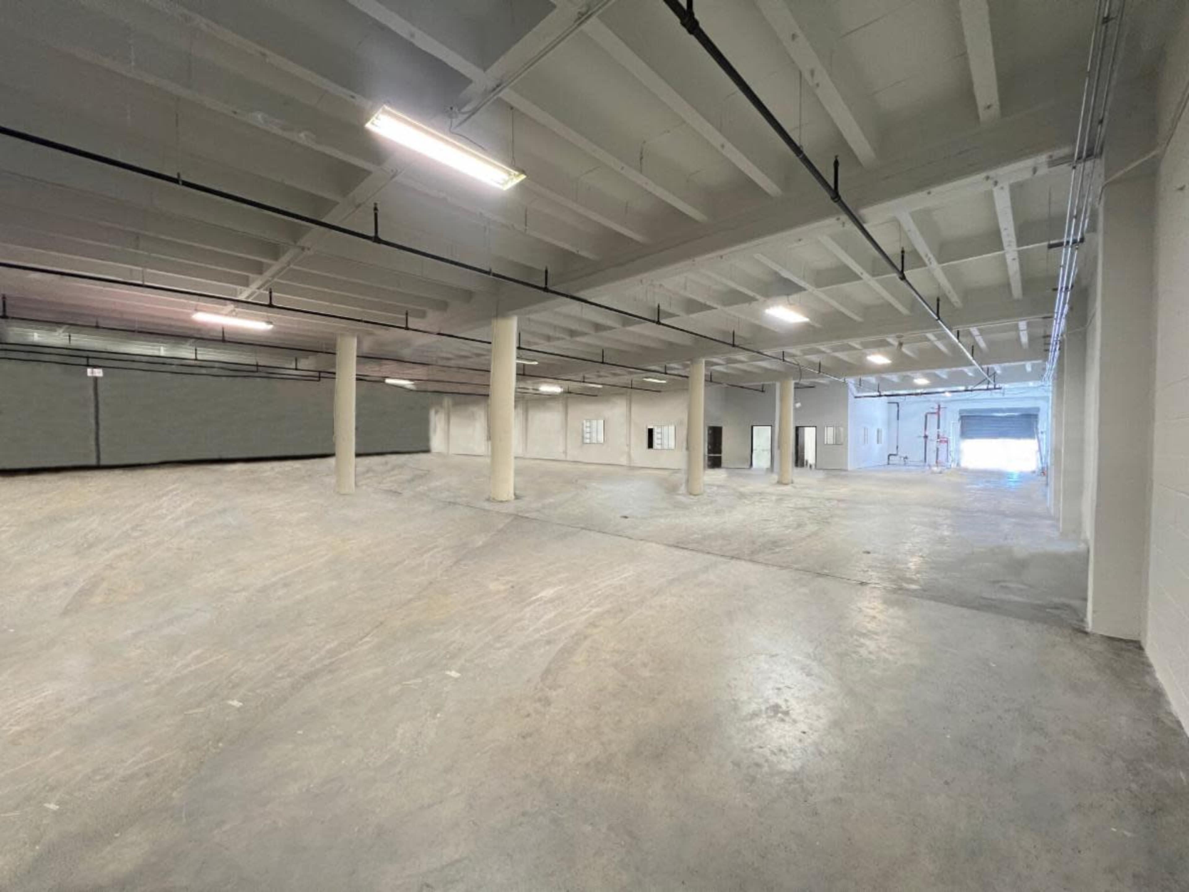 Spacious DTLA Warehouse With Office Ideal For Events/Filming Image in South Los Angeles, Los Angeles, CA