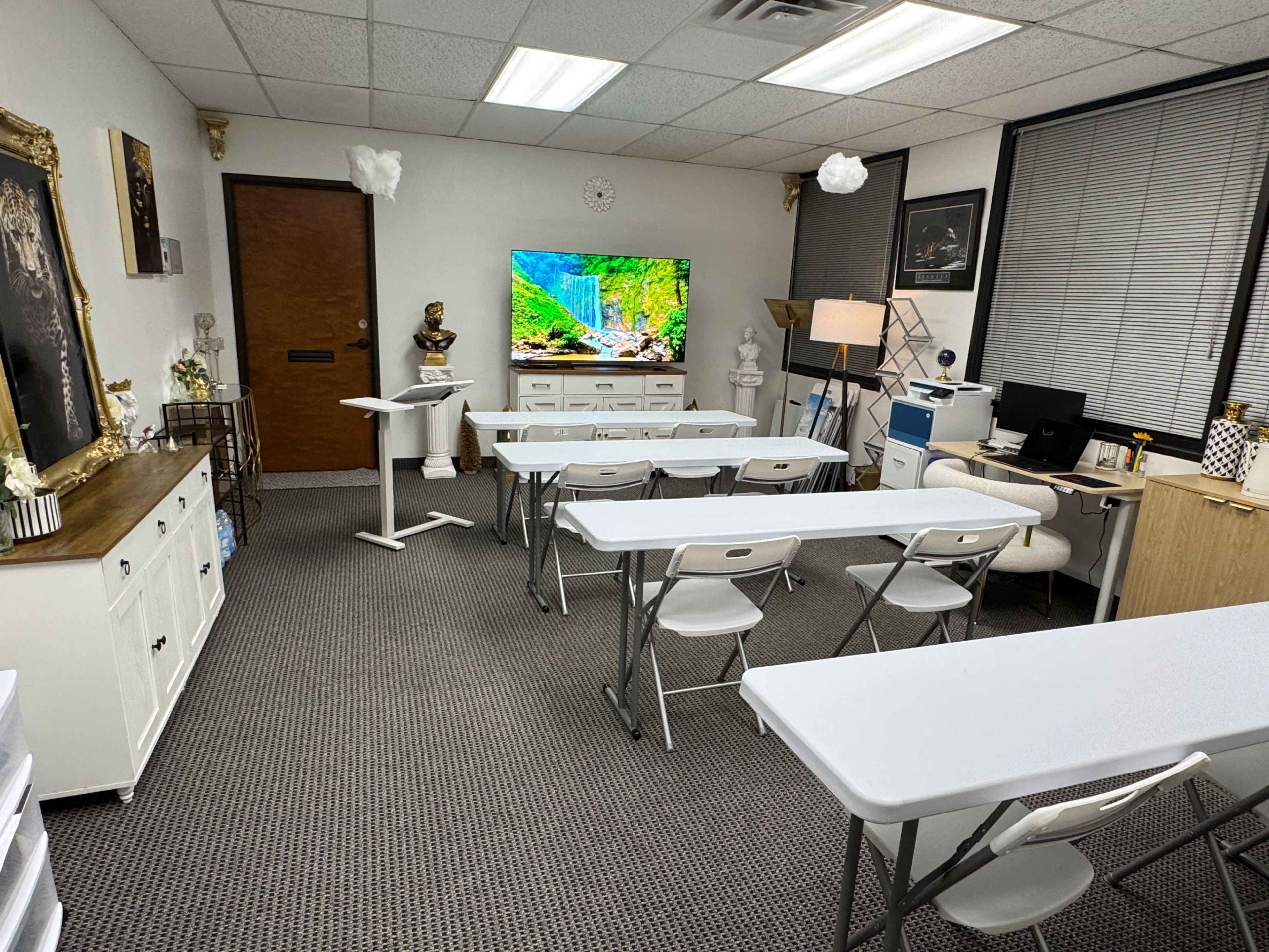 Wealth Hub Image in Lake Highlands, Dallas, TX