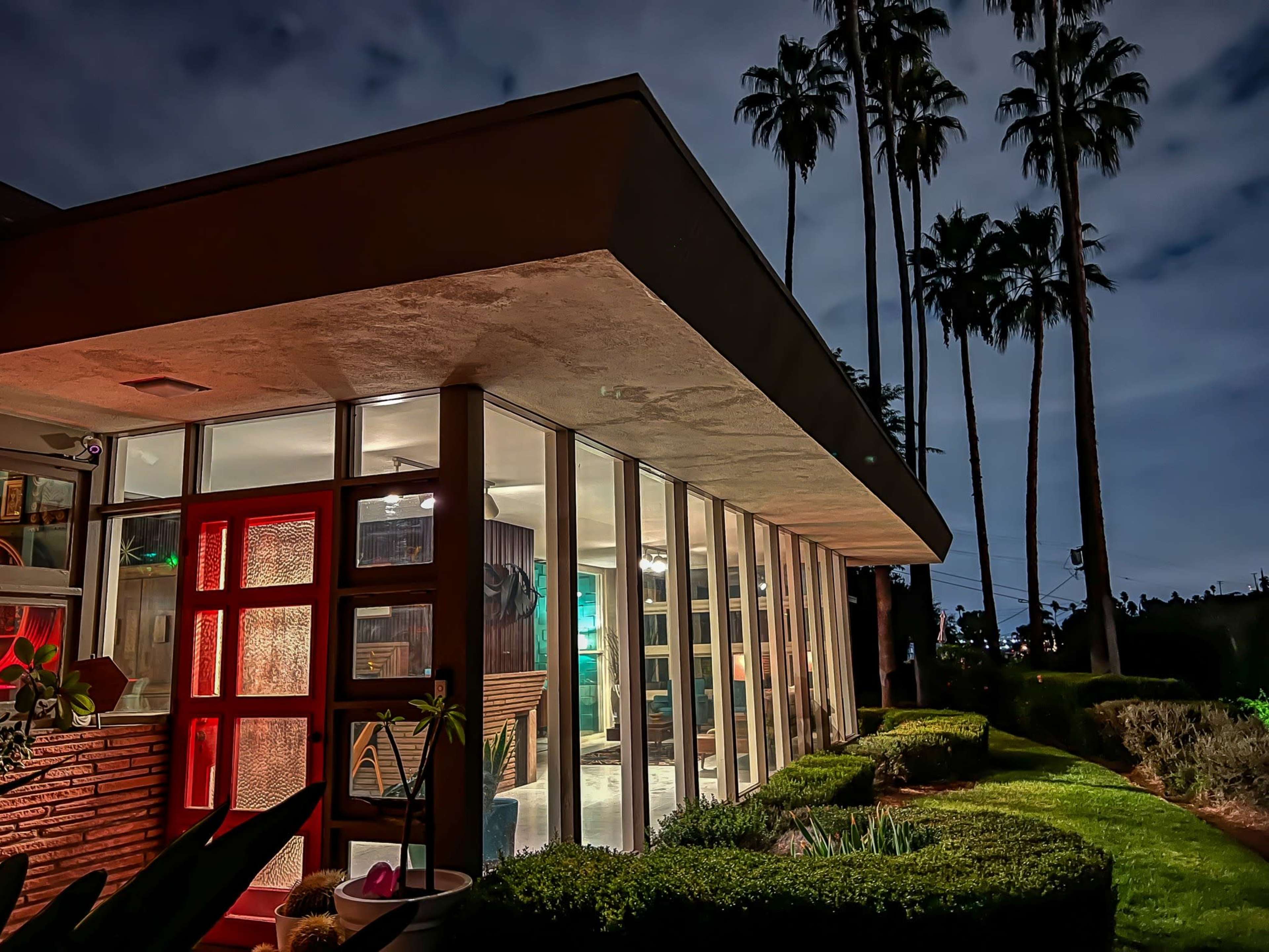Historic District 1940's Mid Century Modern Home with Downtown View Image in Downtown Riverside, RIVERSIDE, CA