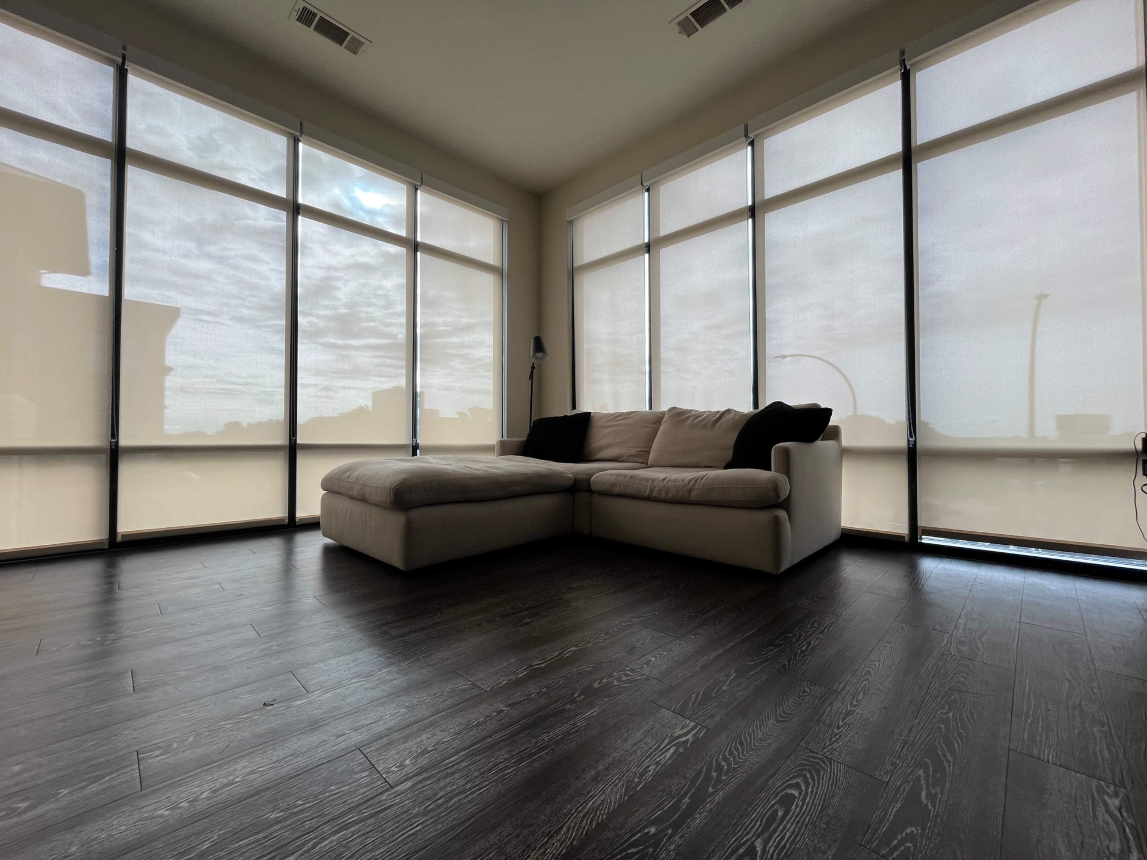Penthouse Window Room Image in North Arlington, Arlington, TX