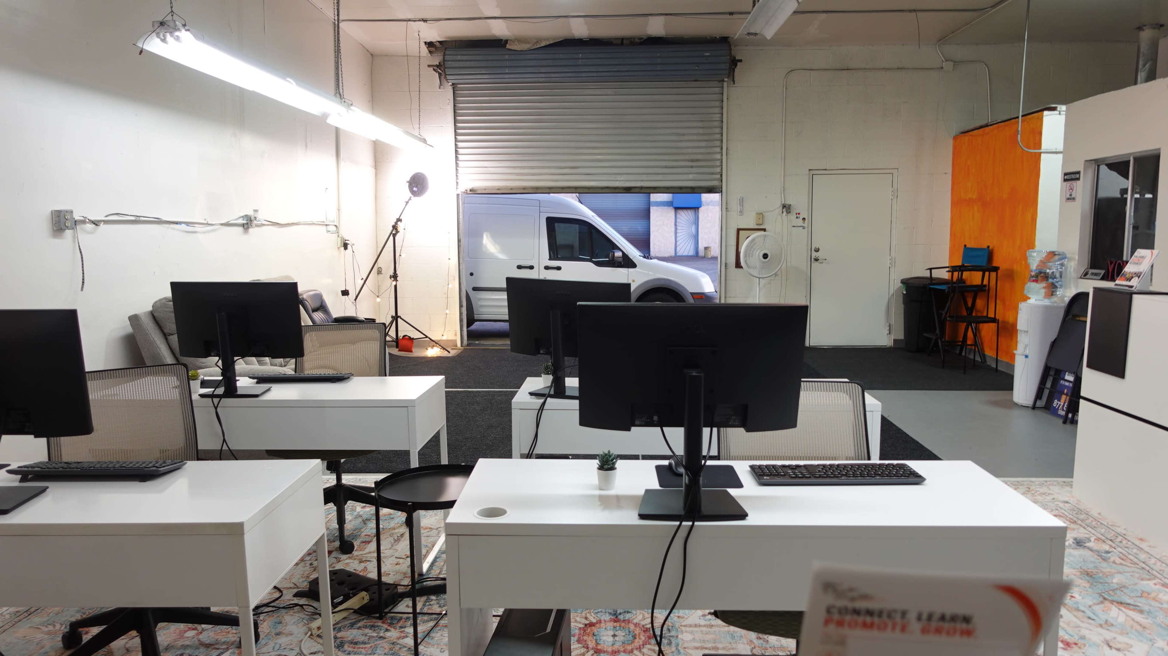 Industrial Studio / Warehouse Image in Palmdale, Palmdale, CA