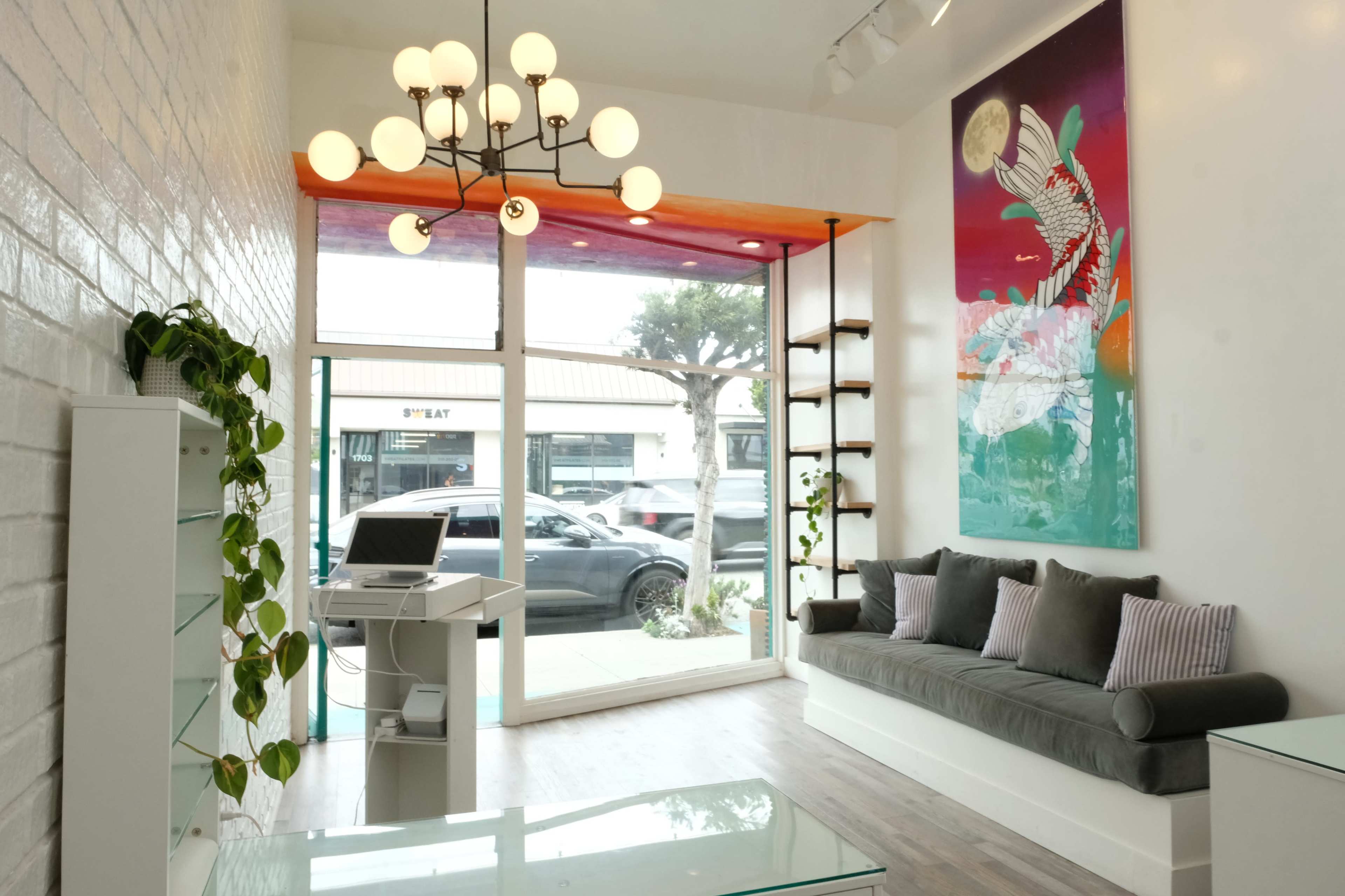 Santa Monica Nail and Hair Beauty Salon Image in Sunset Park, Santa Monica, CA