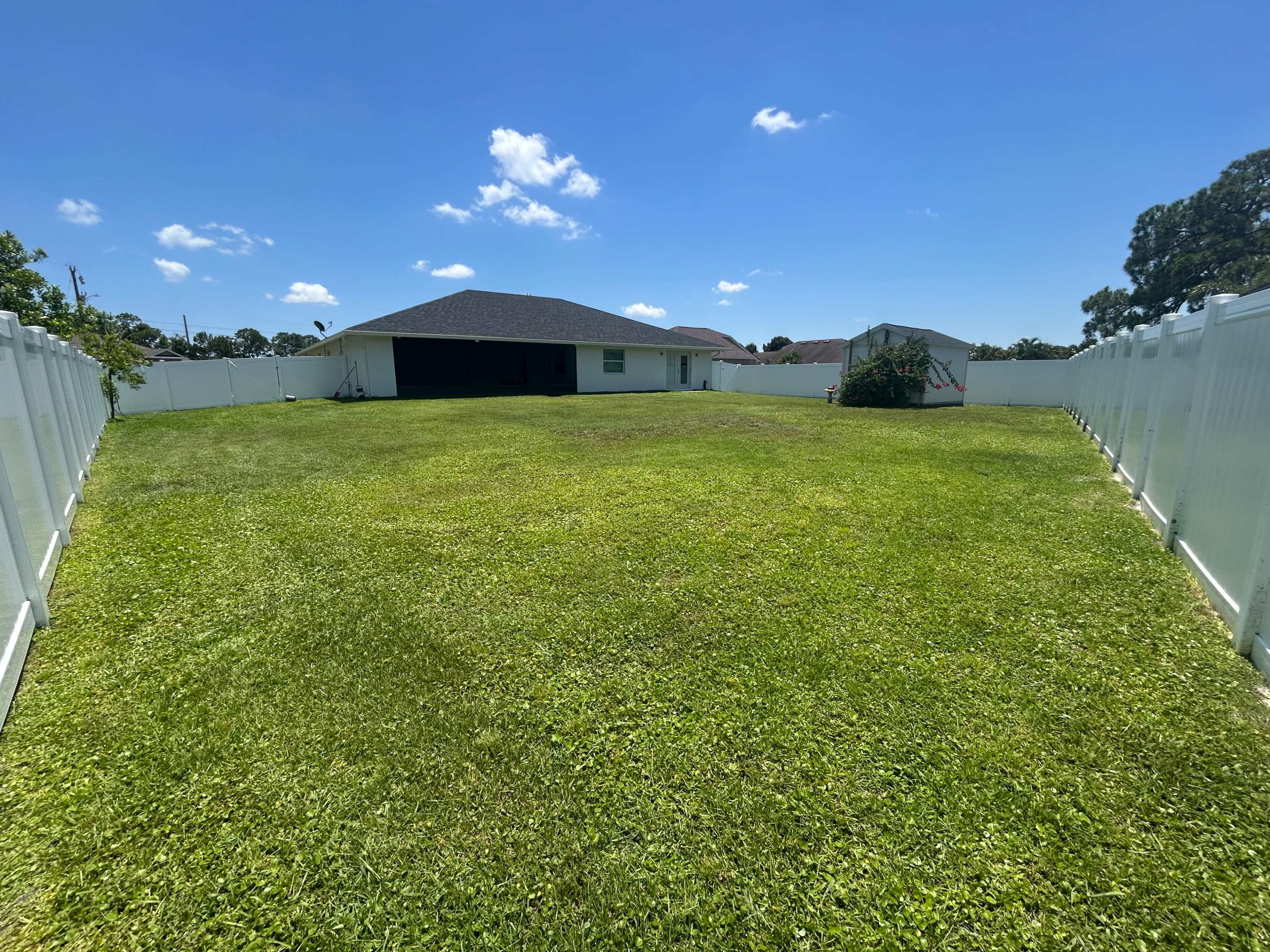Tranquil Outdoor Yard. Perfect for Gatherings, Wellness Events, Quiet Retreats or Birthdays Image in Port St. Lucie, port saint lucie, FL
