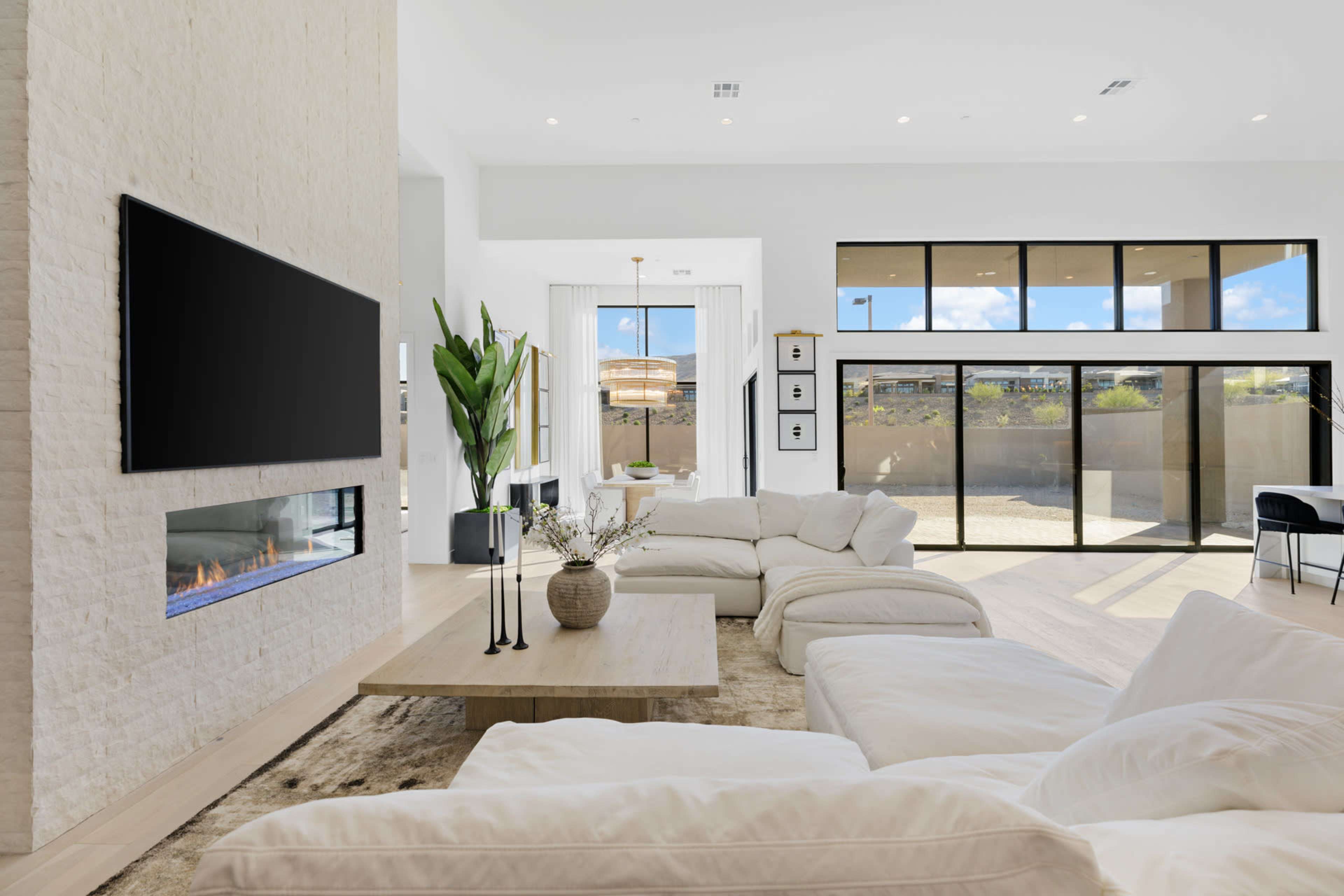 Strata - A Desert Contemporary Luxury Retreat Image in Summerlin, Las Vegas, NV