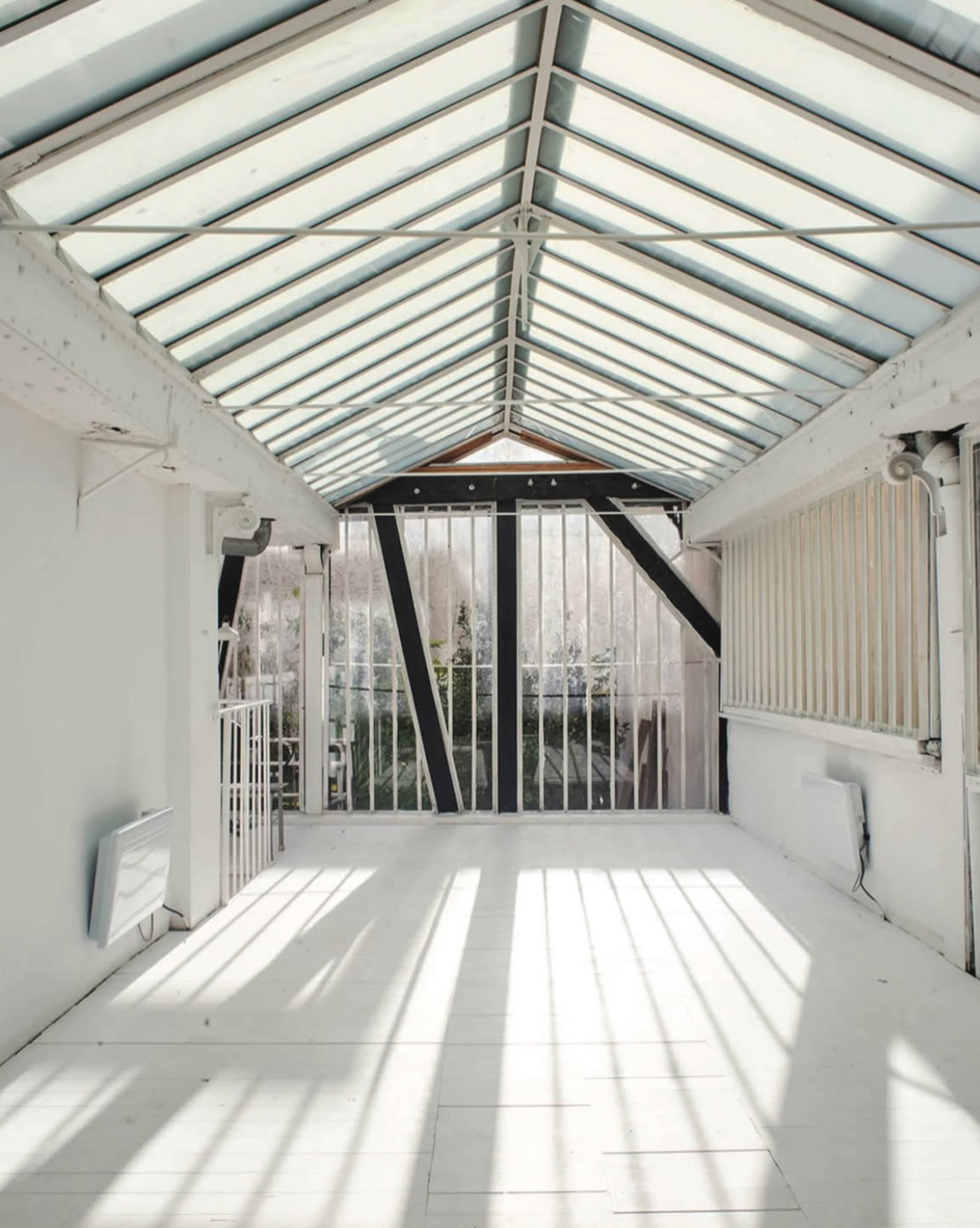 Loft, studio, jardin, exposition lumière naturelle Image in Barbès, Paris 18