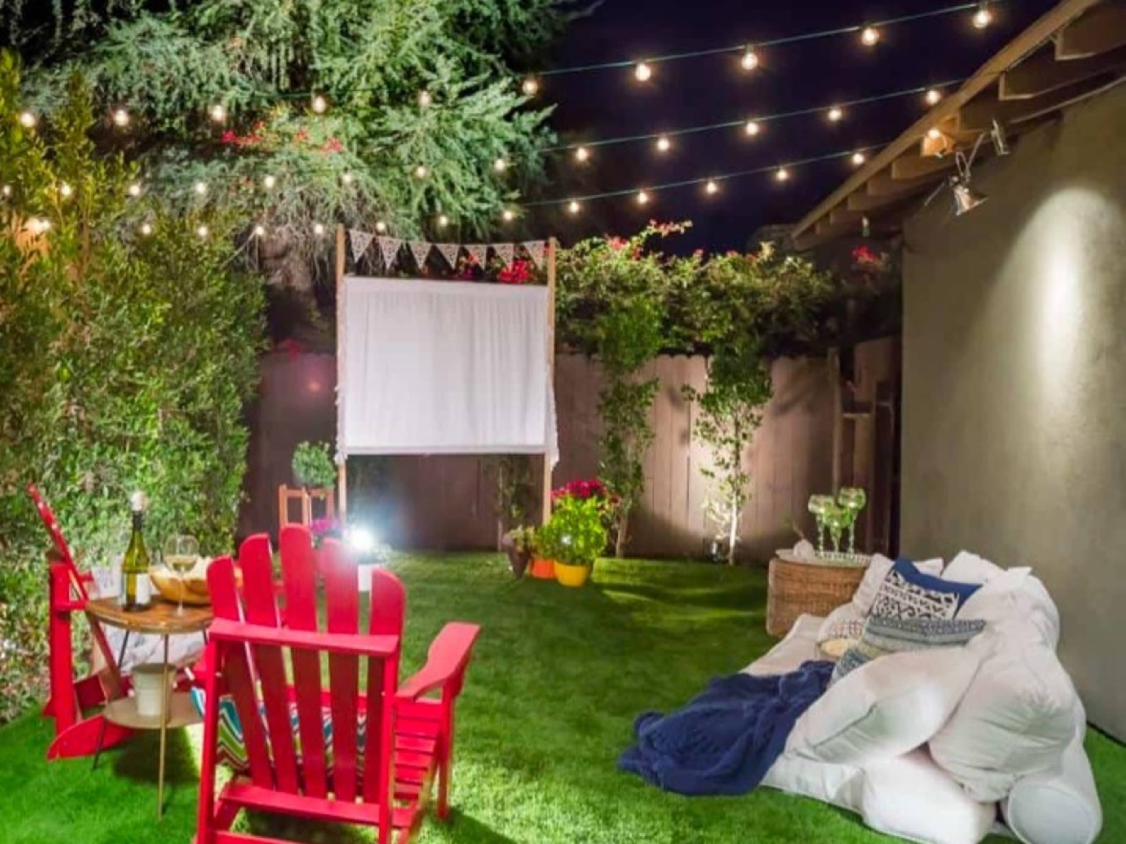 Bluetooth Movie Projector & Screen