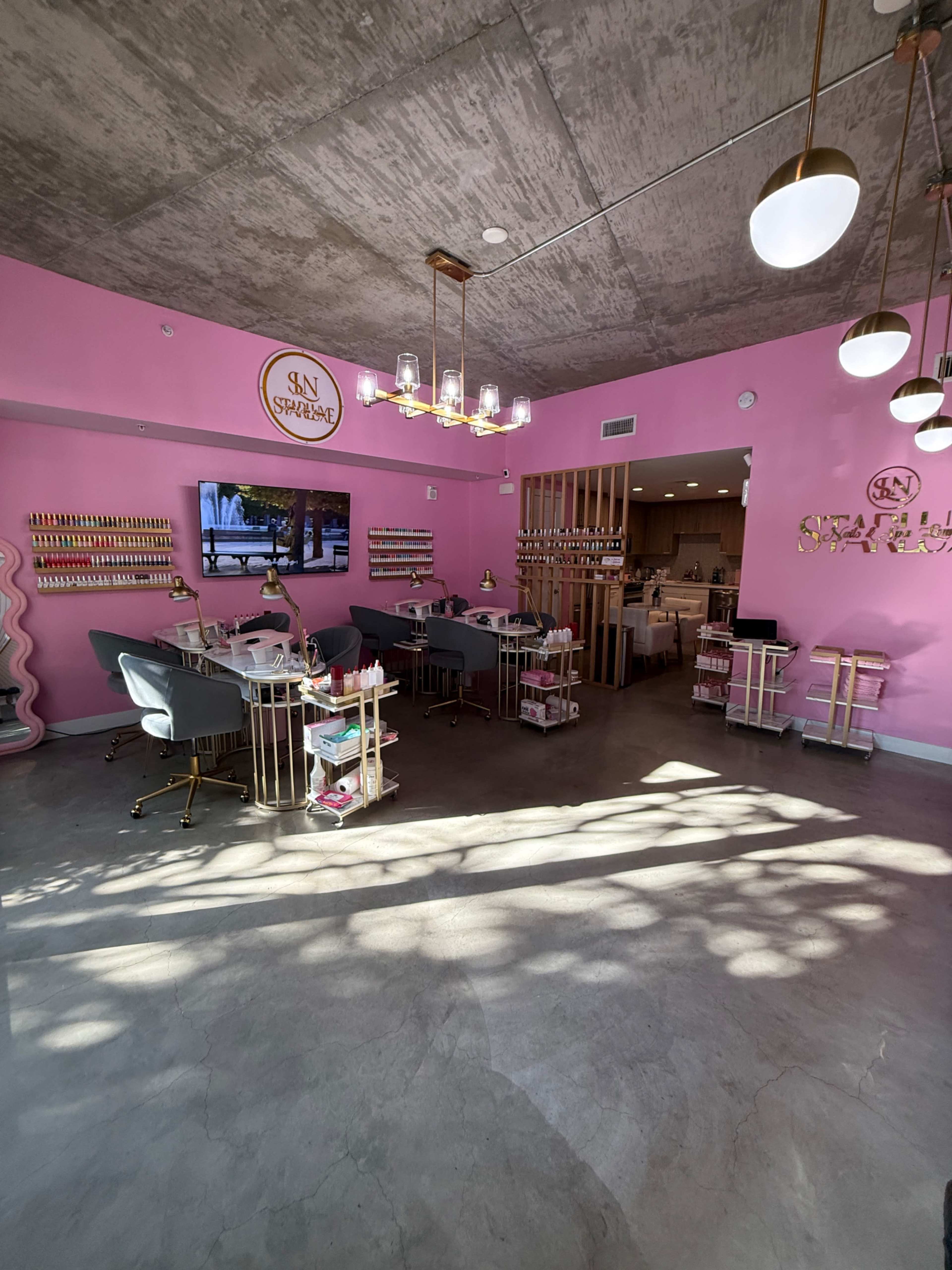 Luxury Nail Salon Venue – Perfect for Photoshoots, Events & Filming With An Elegant Backdrop! Image in Central LA, Los Angeles, CA