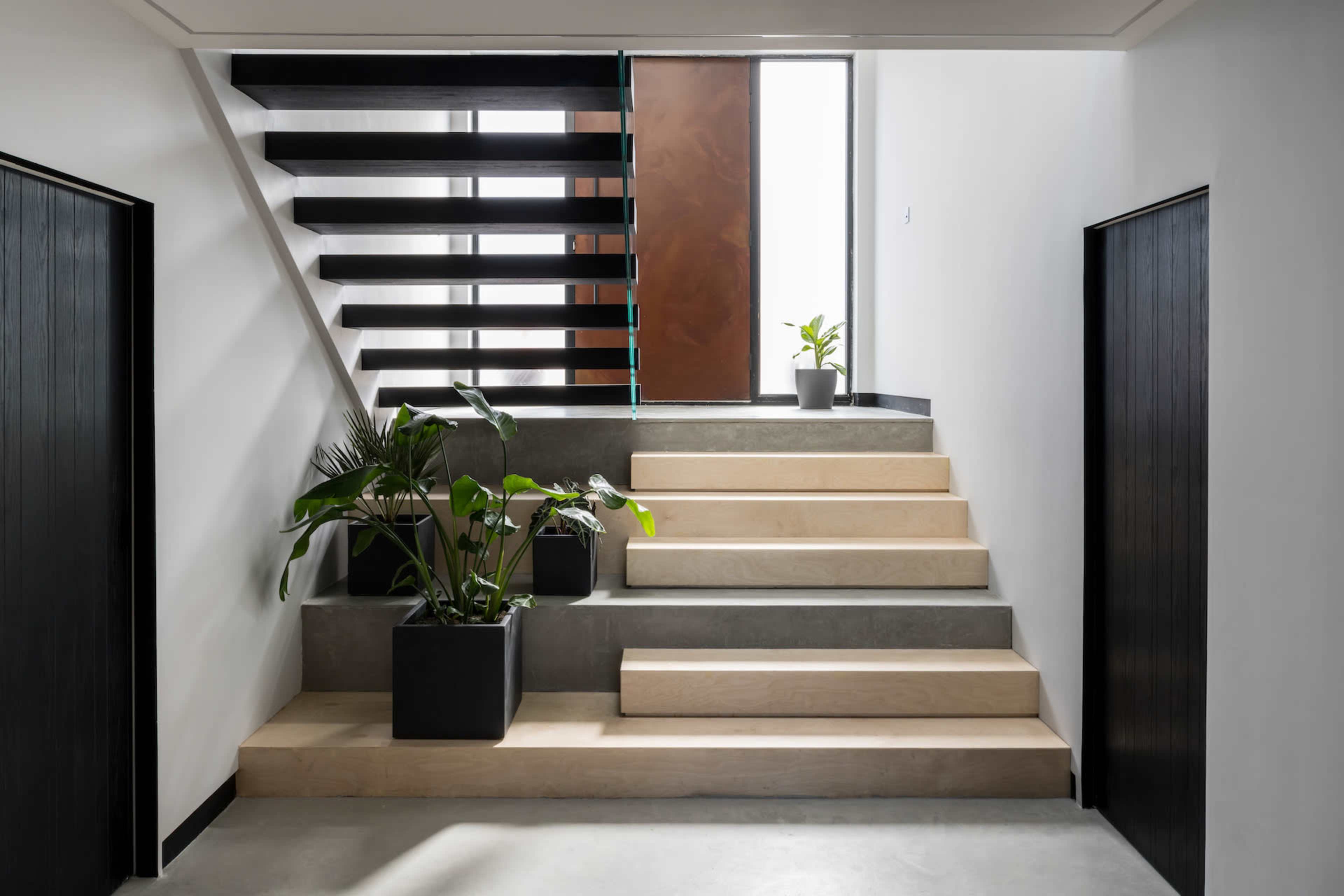 Suburban location, contemporary home Image in Chorleywood, Rickmansworth, ENG