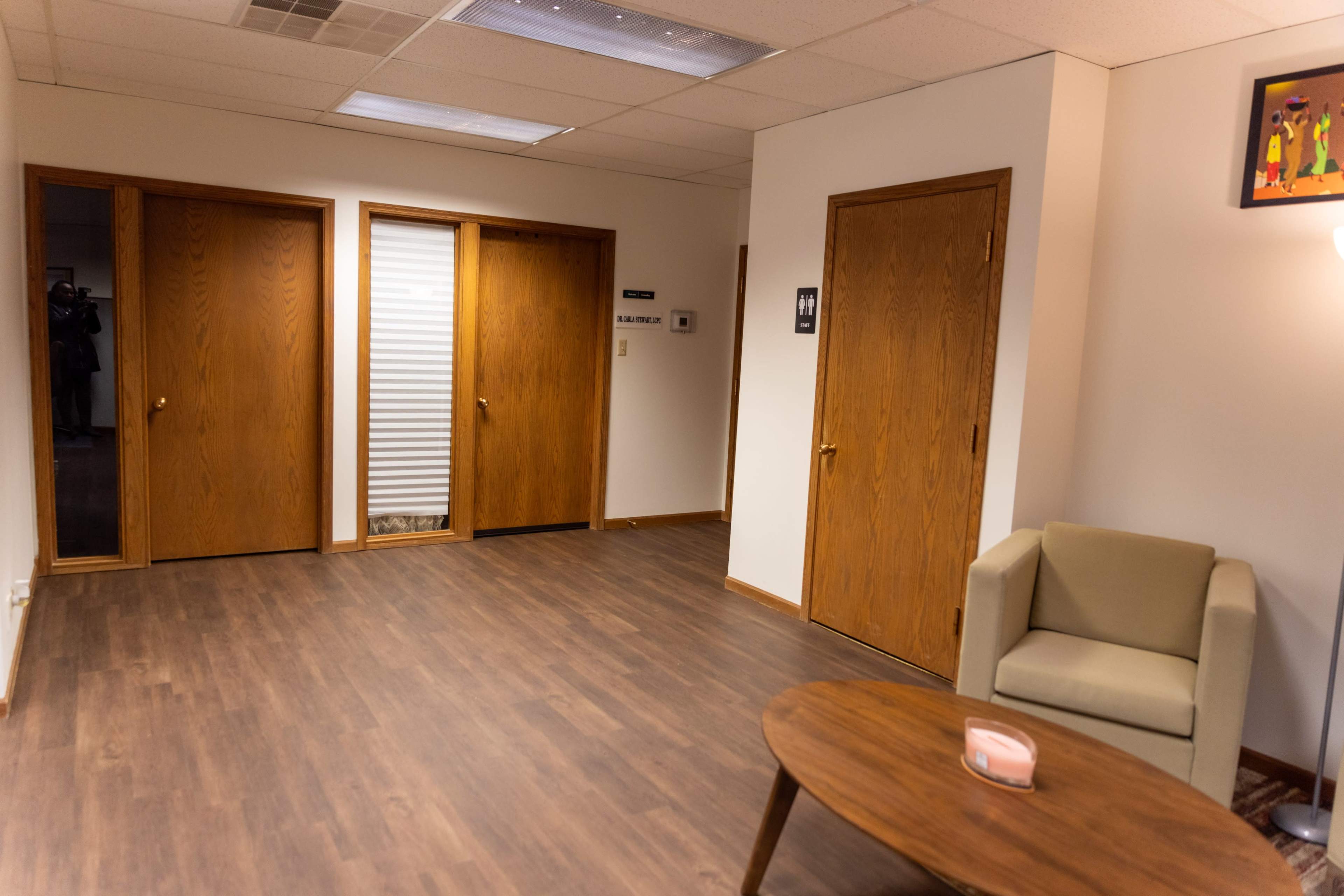 Where Great Meetings Happen – Spacious & Inviting Image in Rich Township, Flossmoor, IL