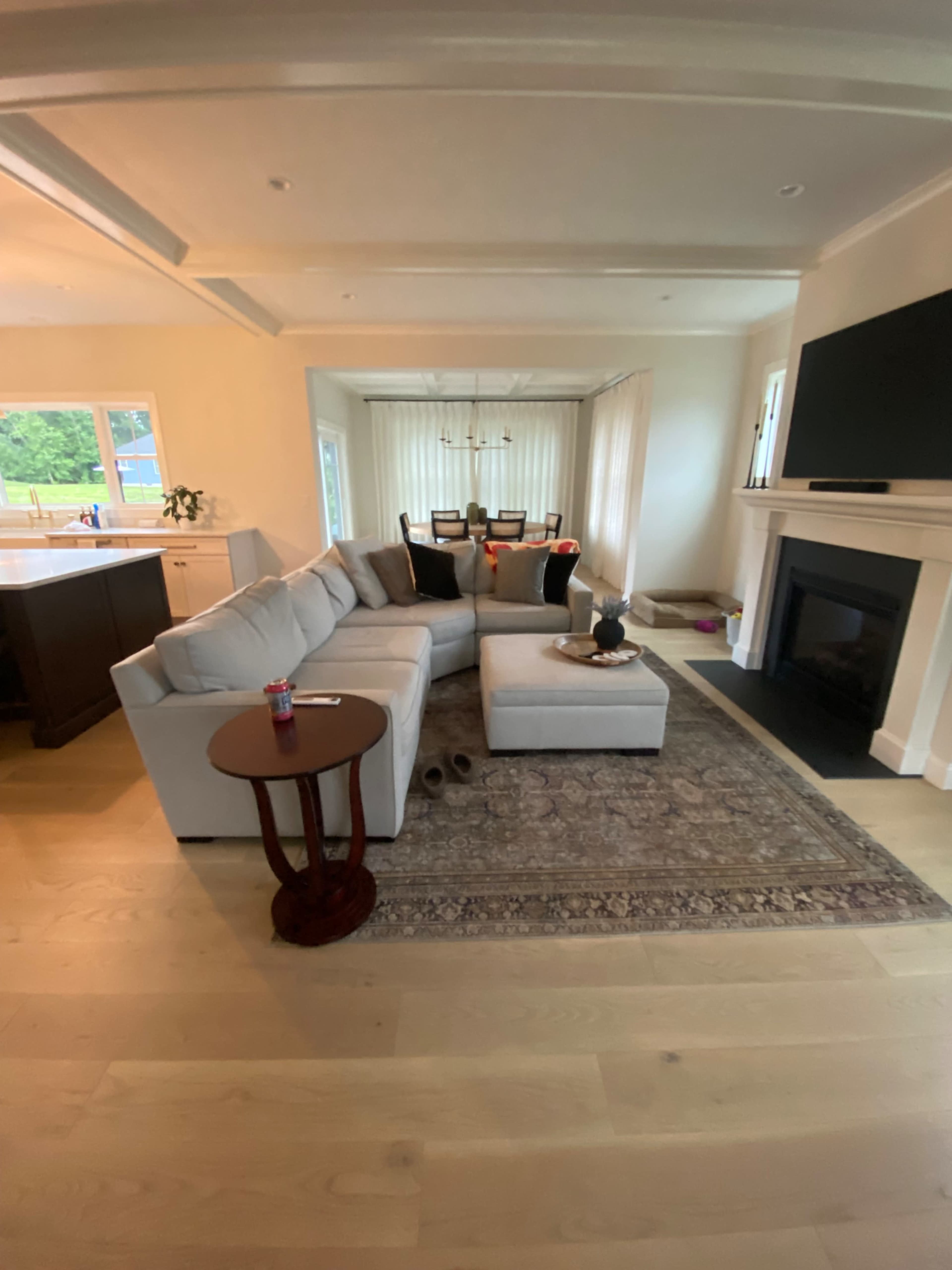 Airy, high-end home in a neighborhood setting Image in Lincoln, Lincoln, RI