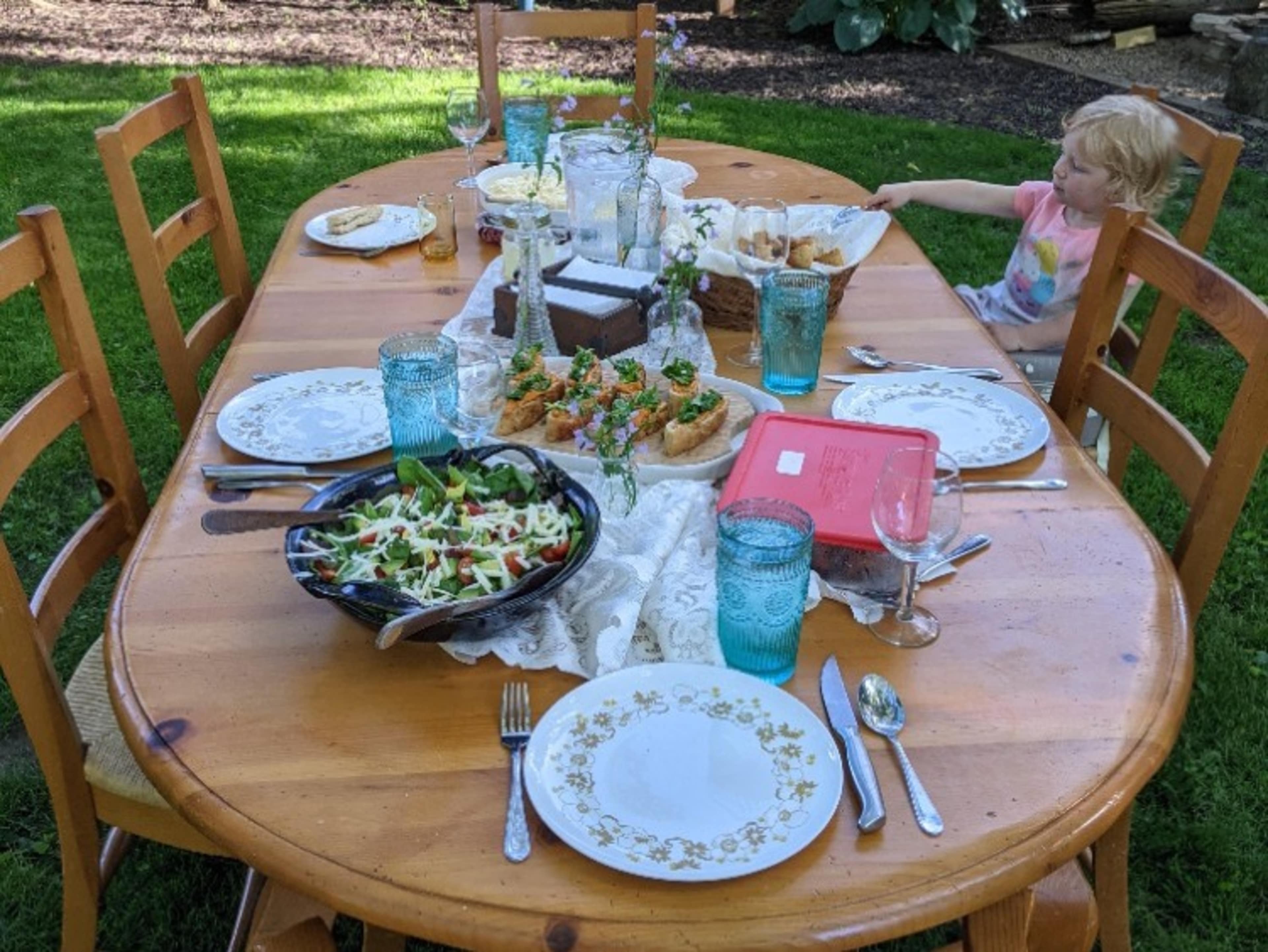 Dining Table with Leaves and Chairs