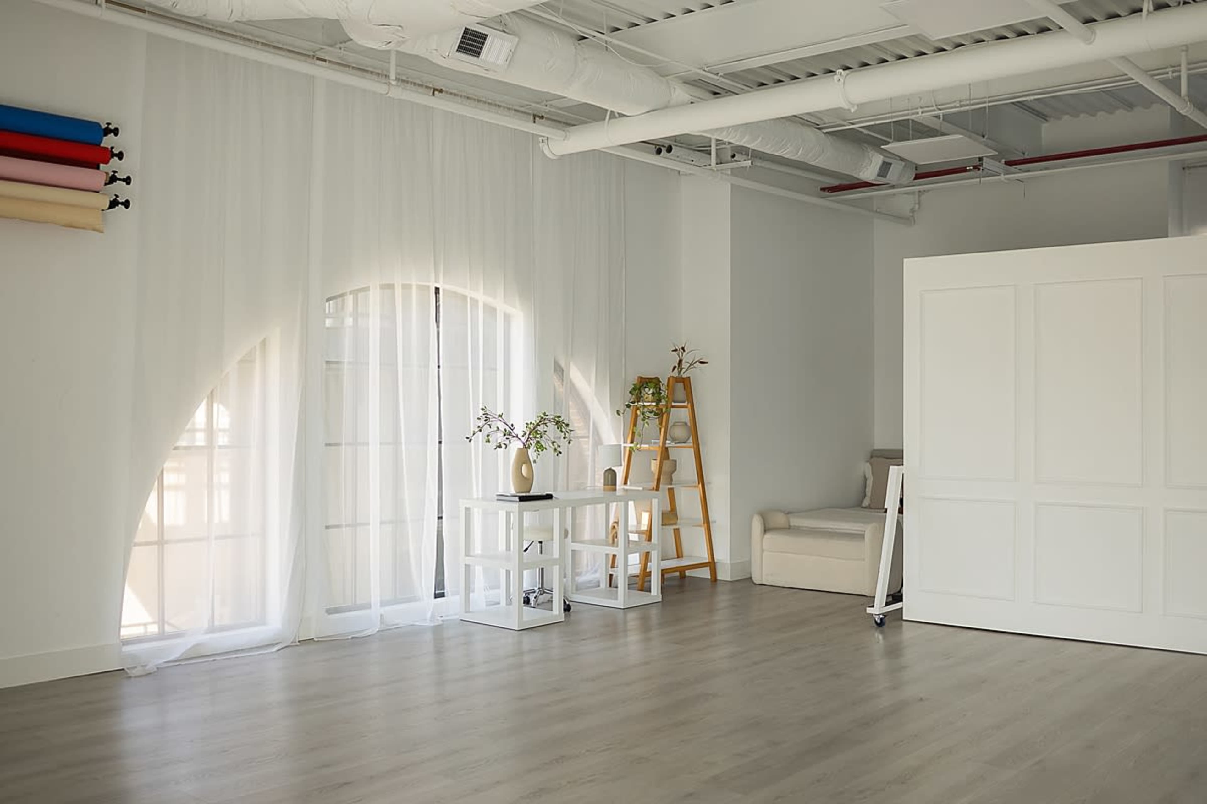 Light-Filled Alpharetta Loft with Iconic Arch Windows Image in Milton, Alpharetta, GA