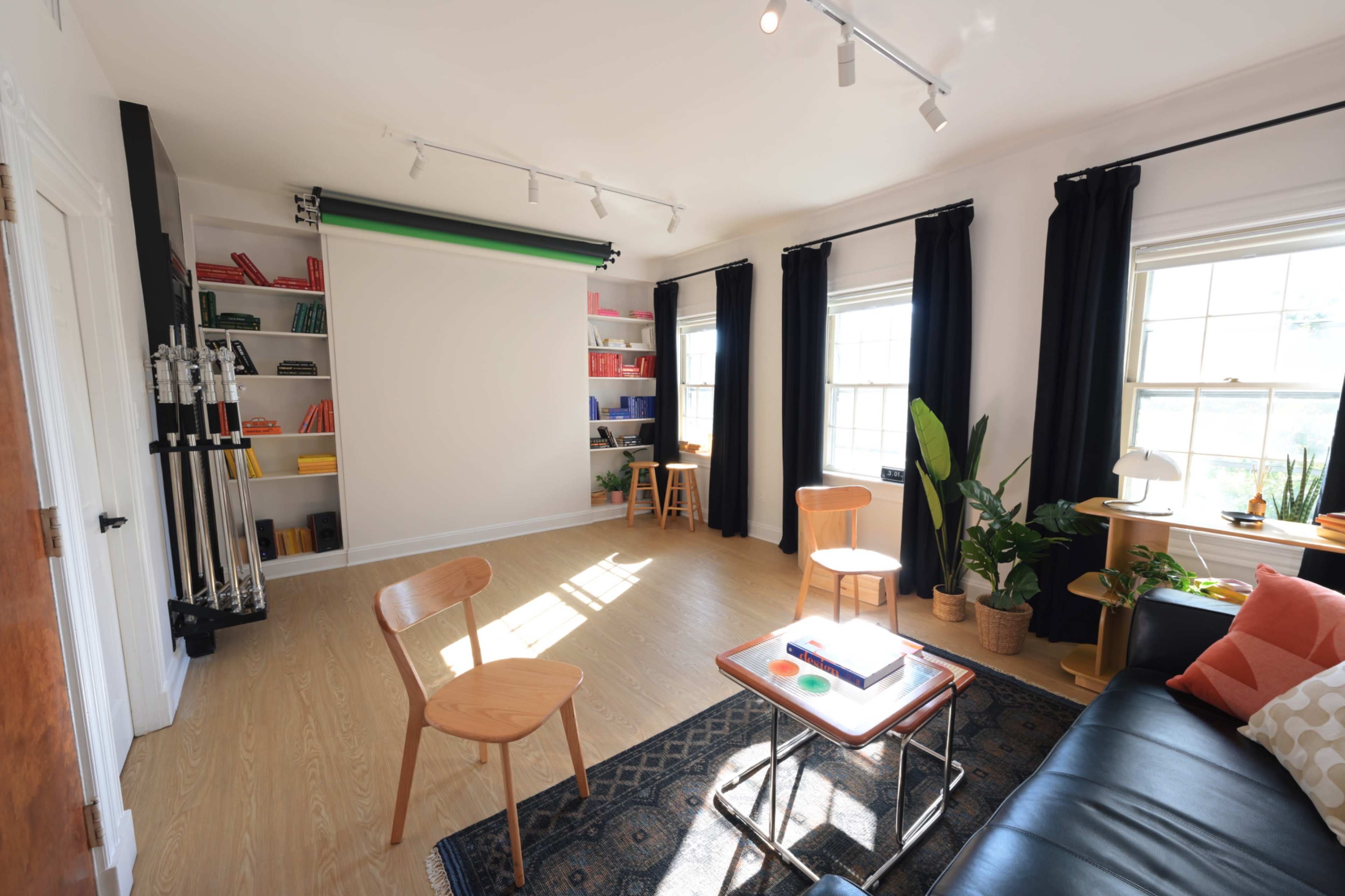 Fully Equipped Multipurpose Natural Light Studio in Dupont Image in Northwest Washington, Washington, DC, DC