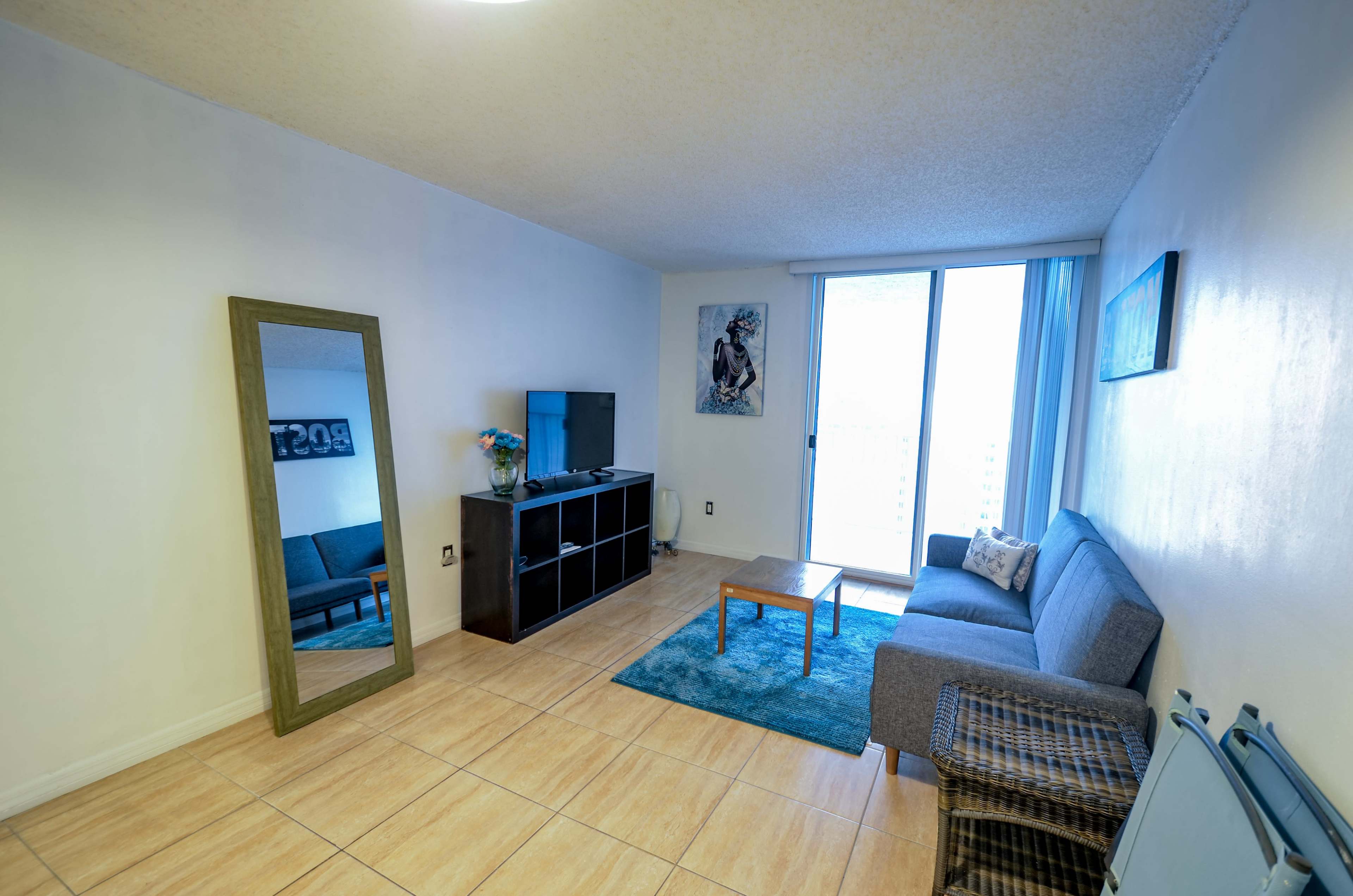 Downtown Penthouse with Skyline View 2/2 Image in Downtown Miami, Miami, FL