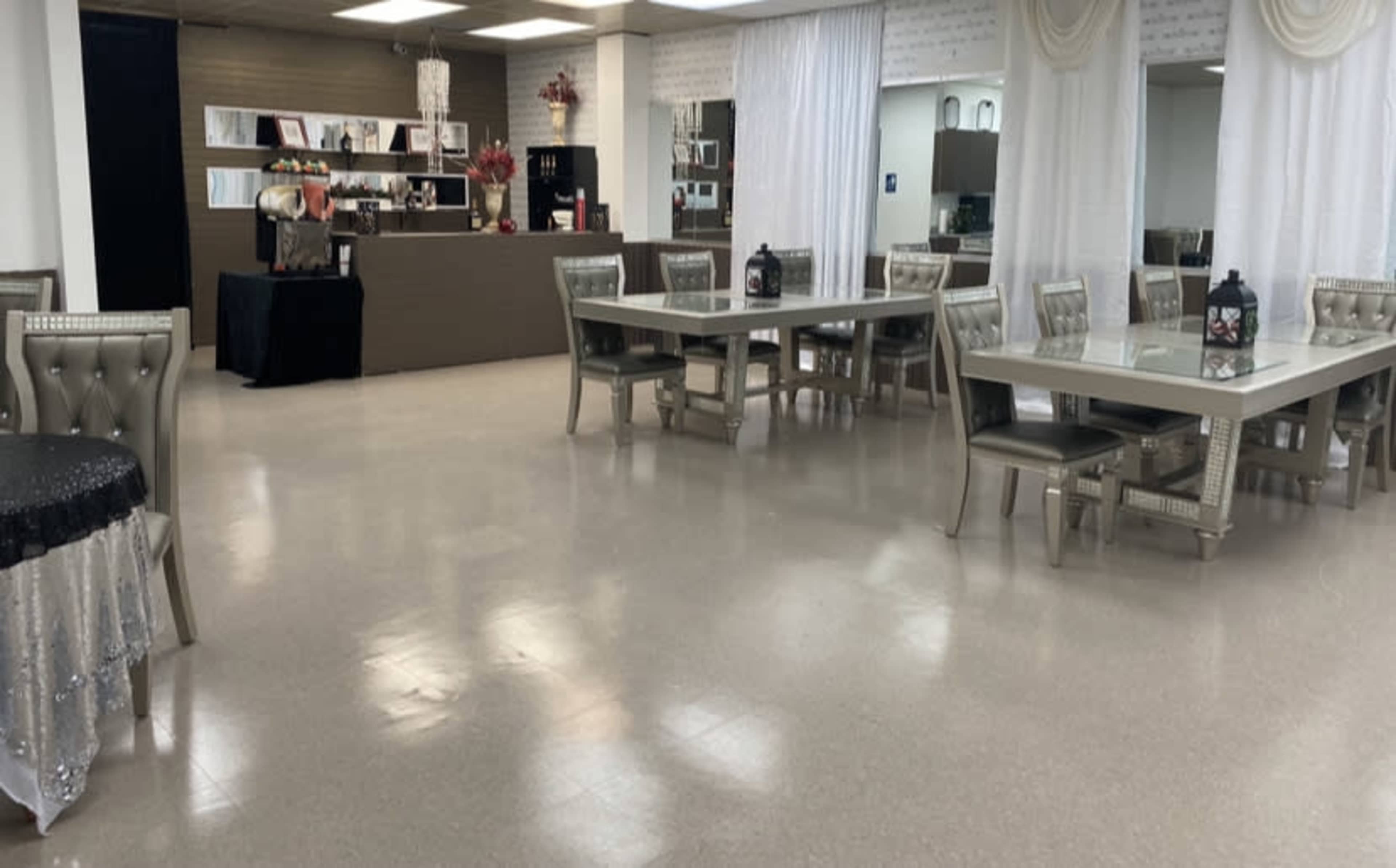 Signature Space located in a Suburban  area Image in Westgate Business Park, Houston, TX