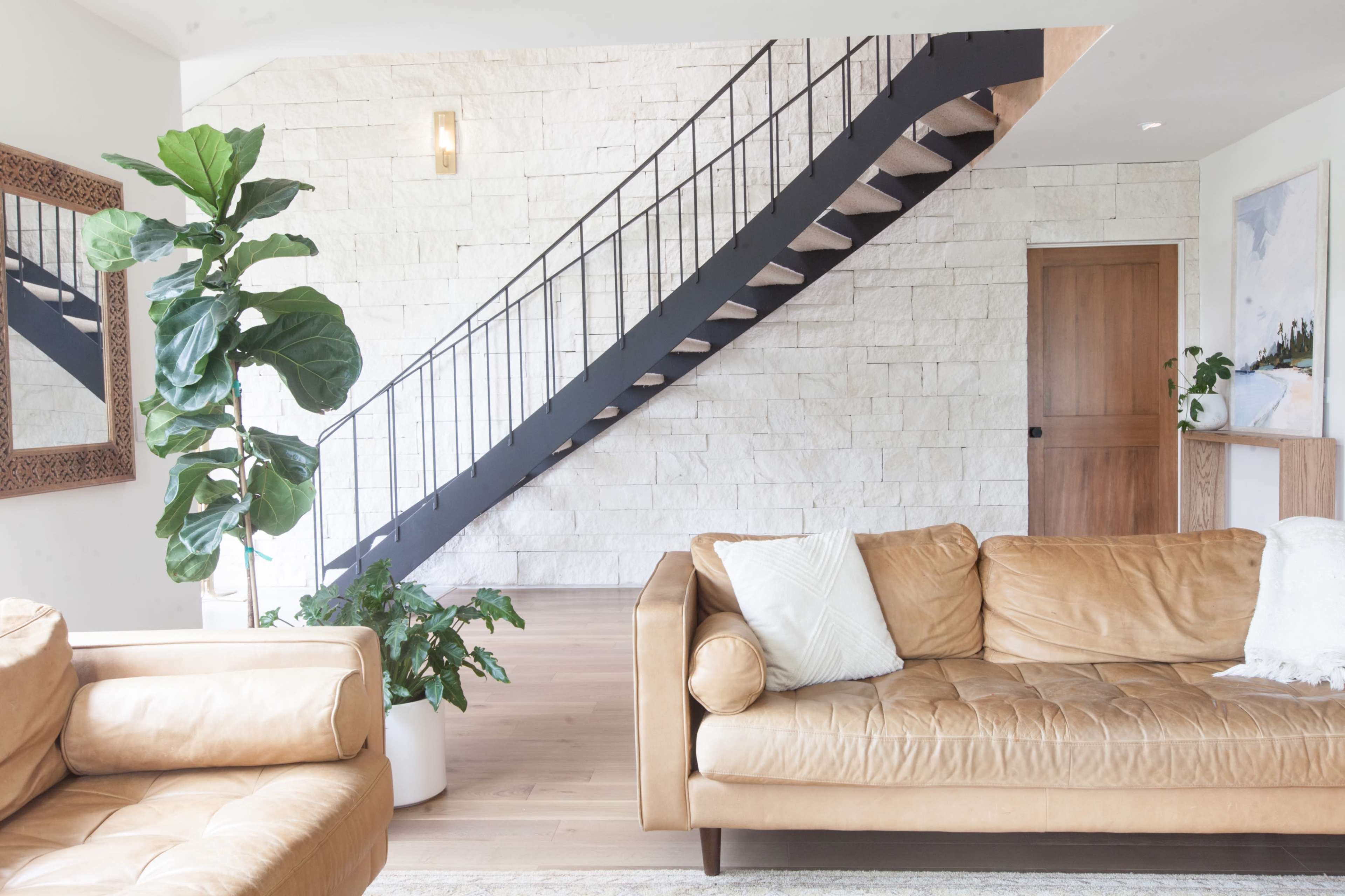 Warm contemporary luxury home Image in Lakewood Village, Long Beach, CA