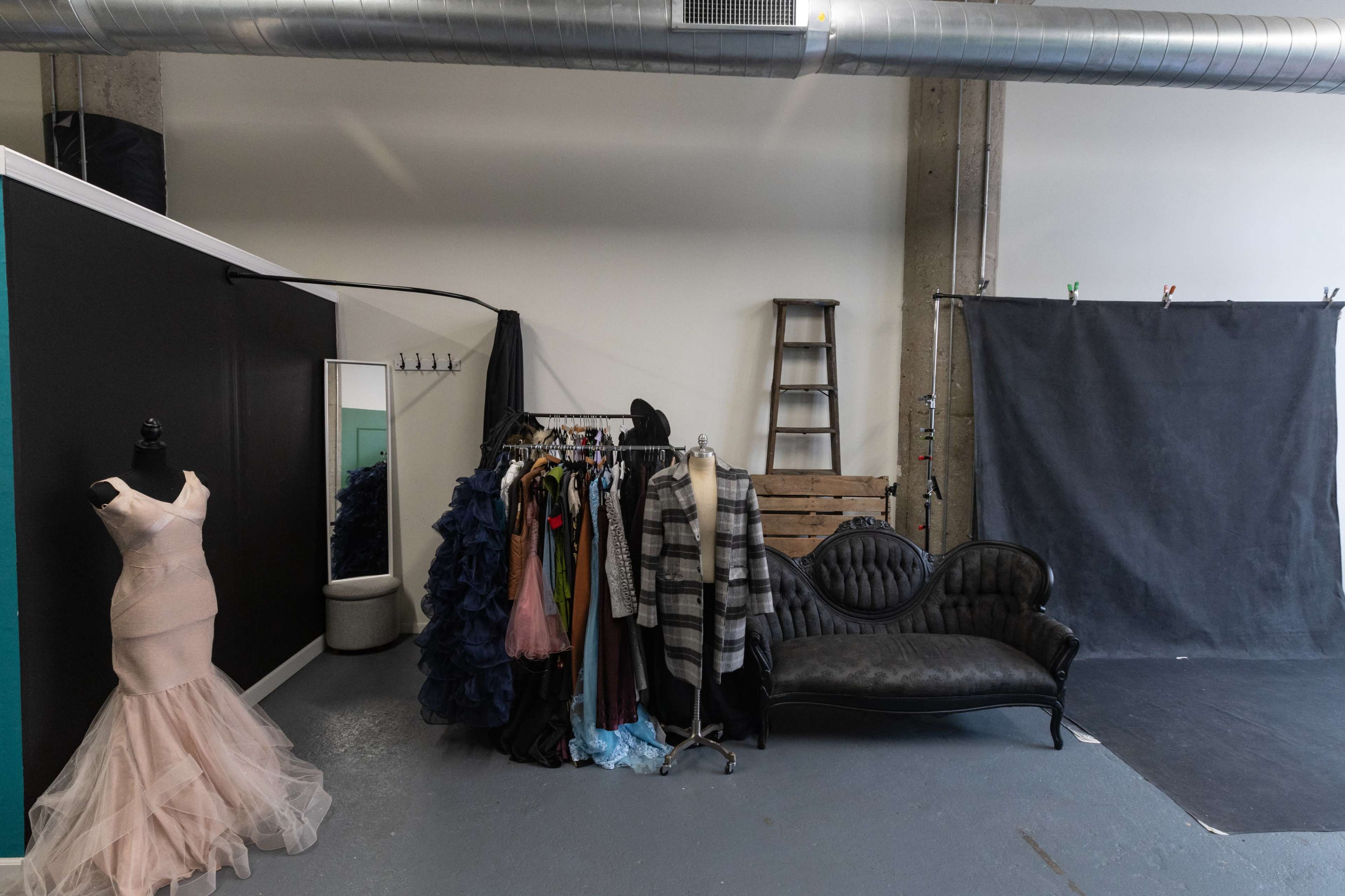 Ravenswood Industrial Photo Studio Image in Lake View, Chicago, IL