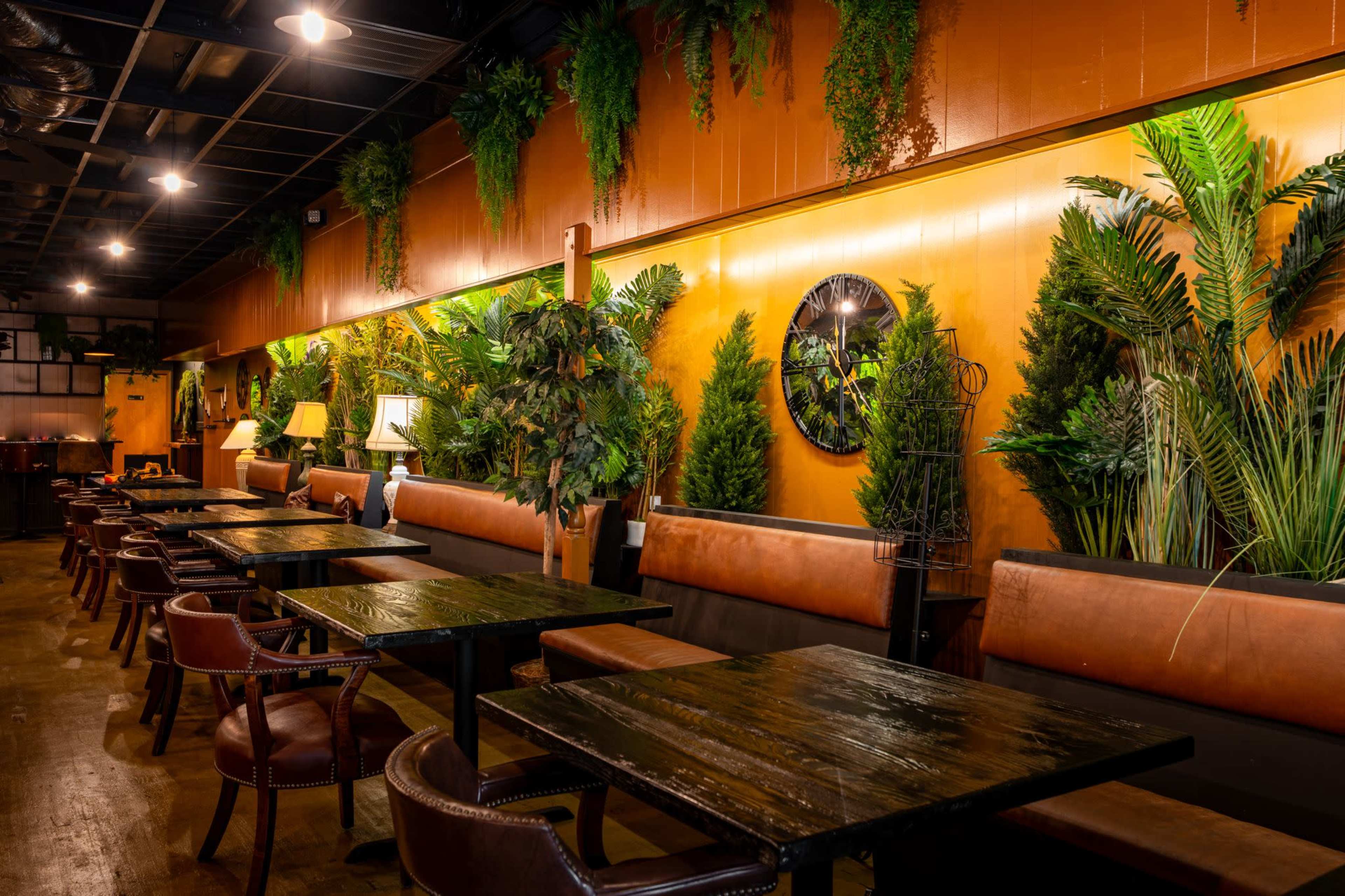 Cozy Restaurant & Bar for Private Events and Celebrations Image in Newton, Newton, NC