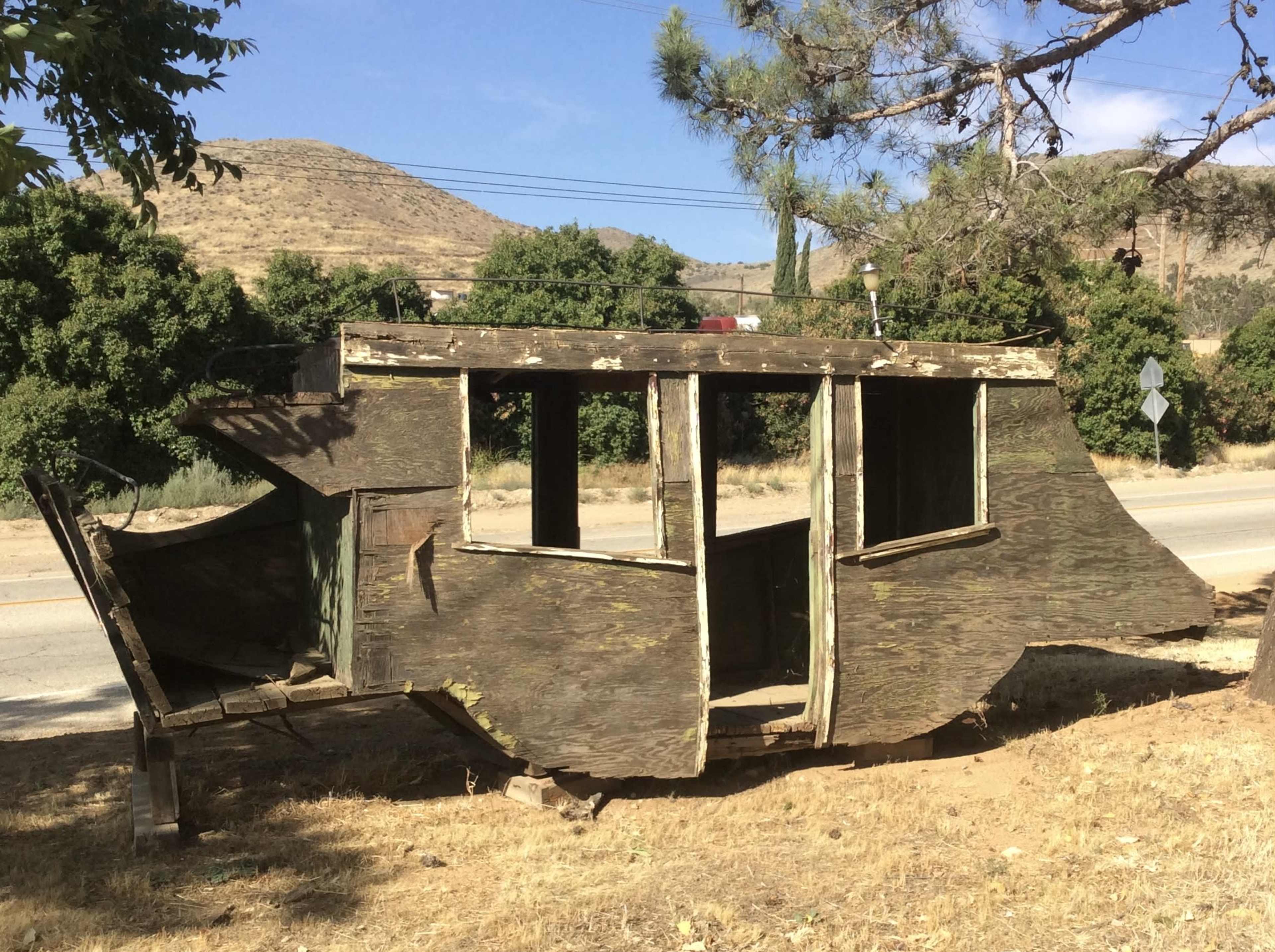 Rustic industrial desert home for filming, storage/base, or base of operations Image in Acton, Acton, CA