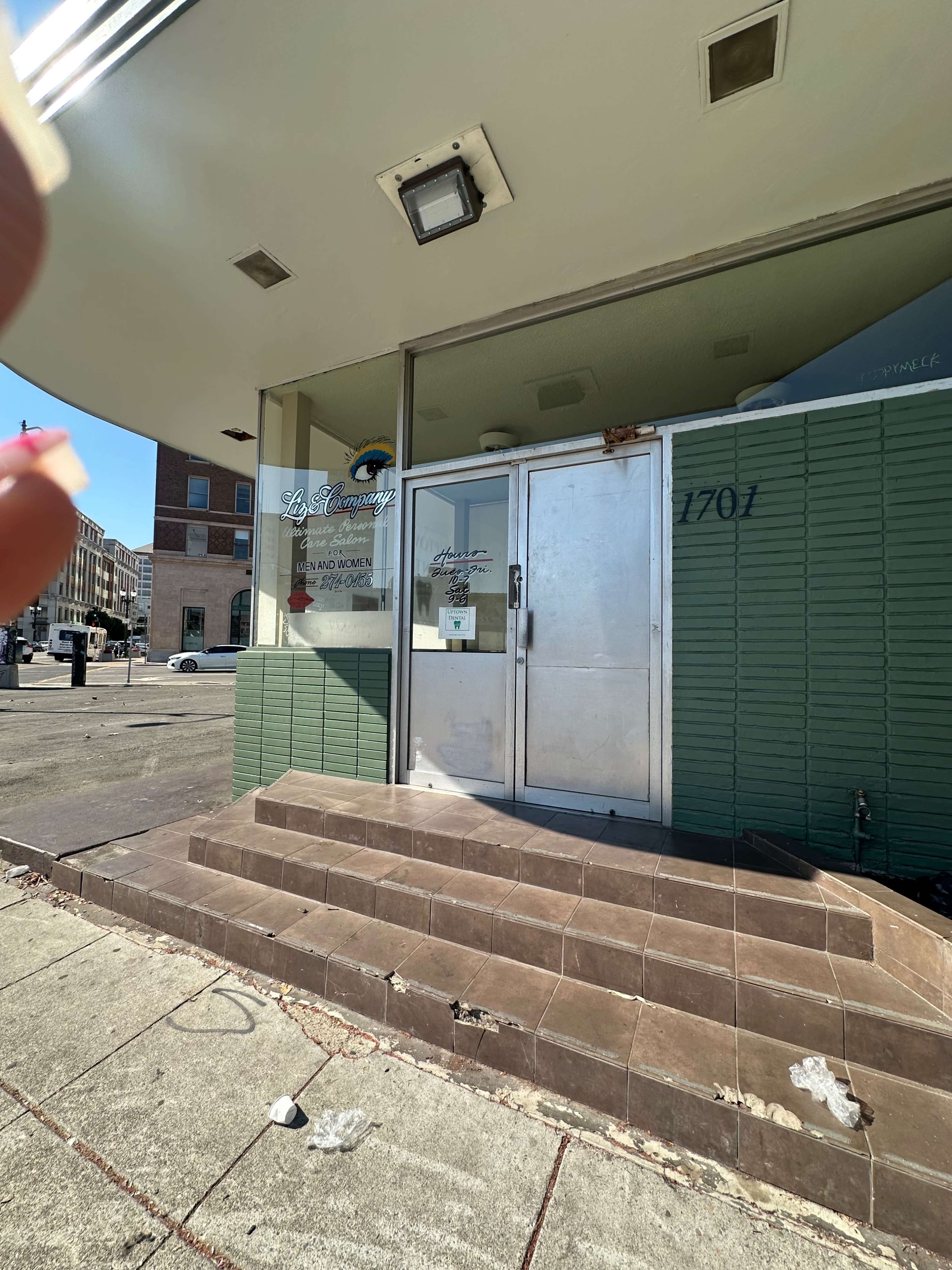 Rustic-Chic Studio Space for Stylists & Creatives Image in Downtown Oakland, Oakland, CA