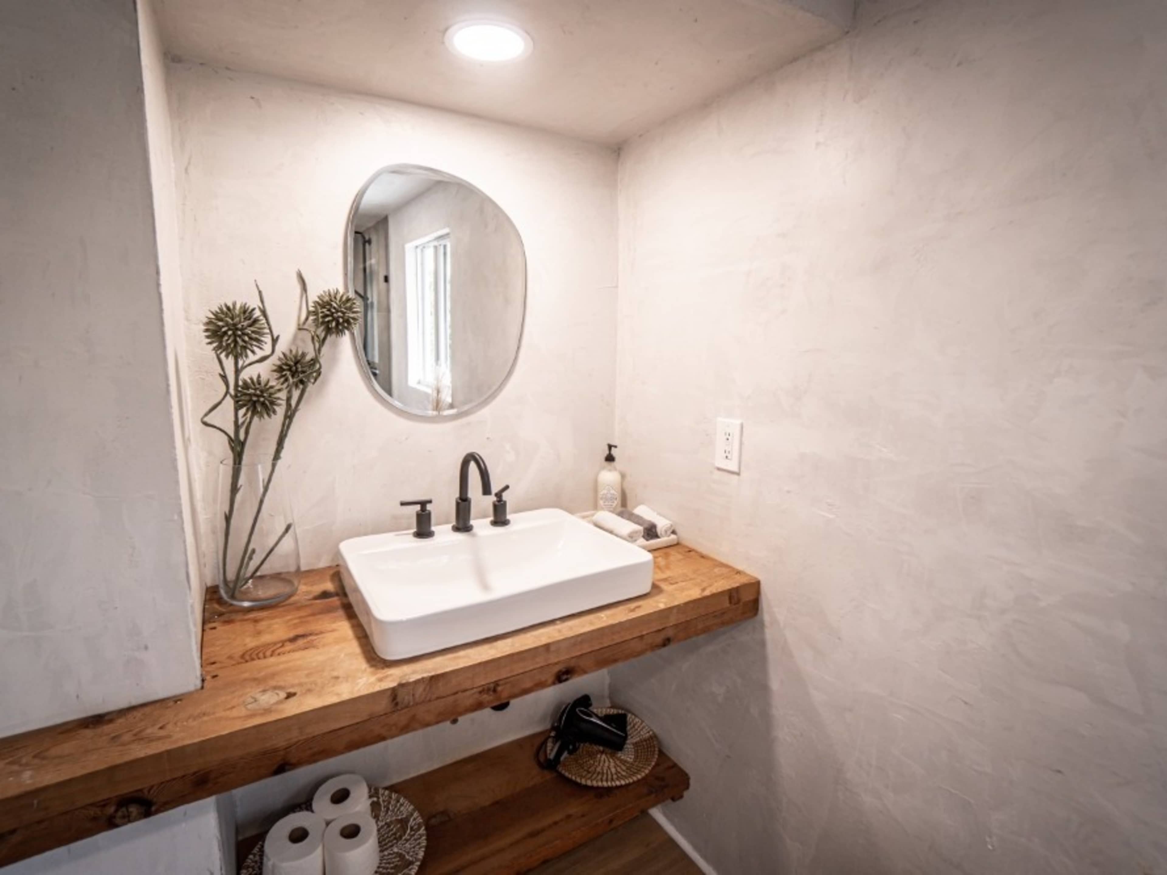 Rustic Bathroom Pic.