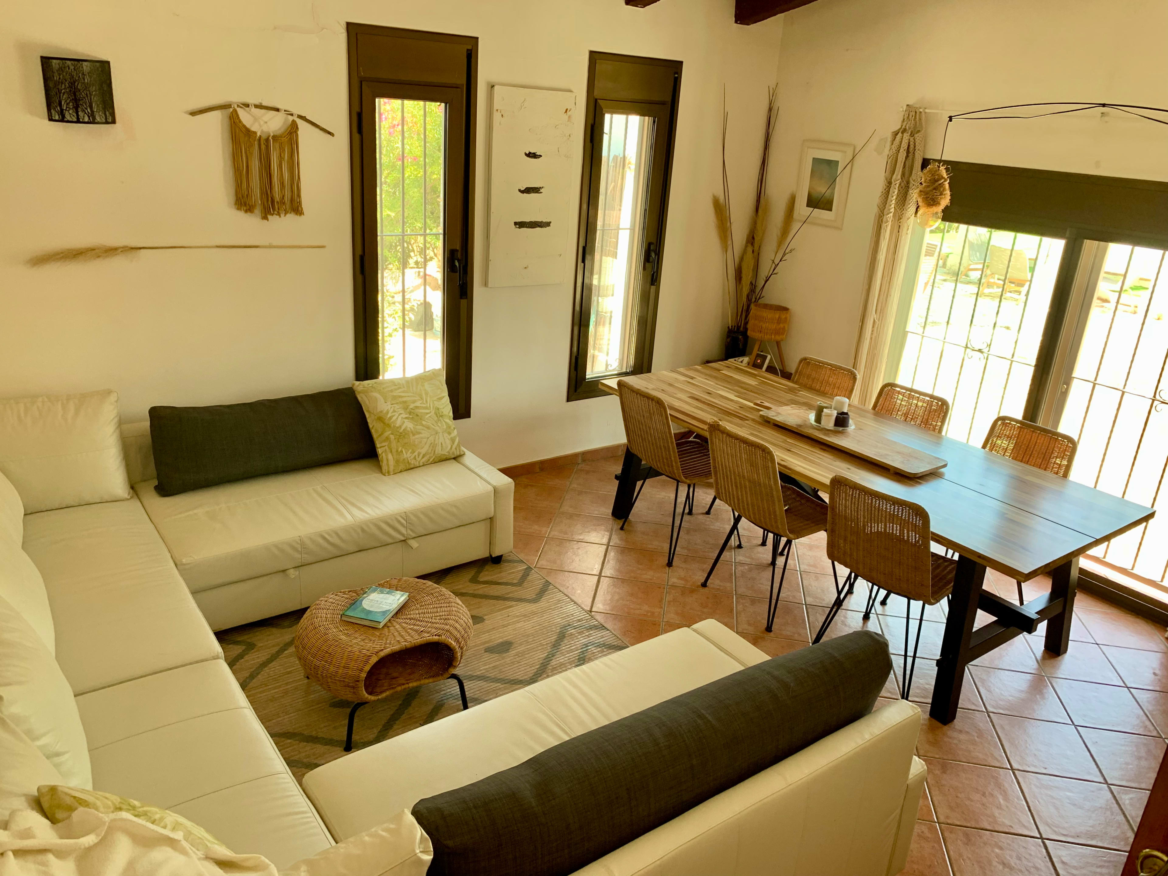 Casa de campo rústica en plena naturaleza Image in , Gandesa, T