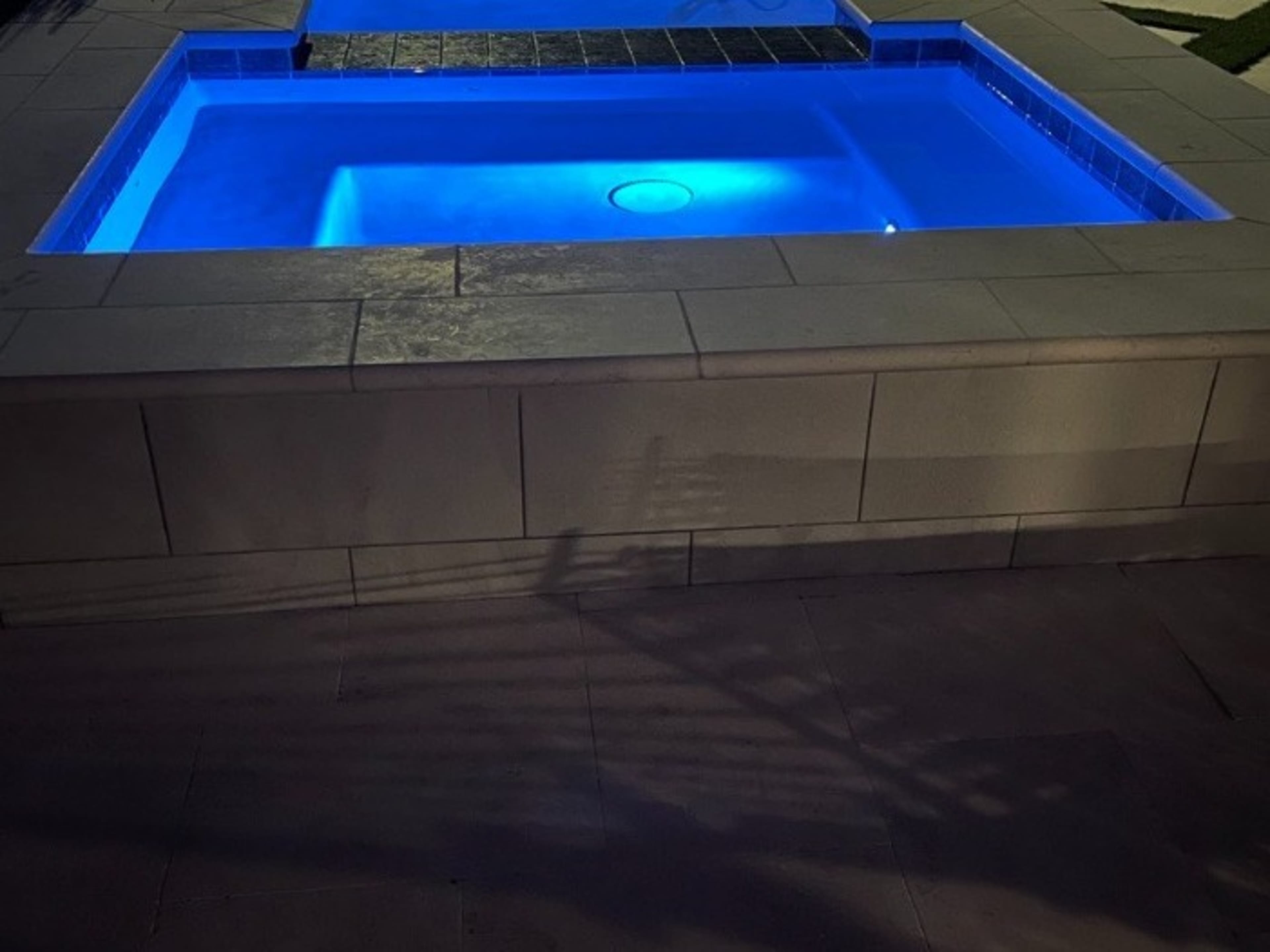 HEATED JACUZZI