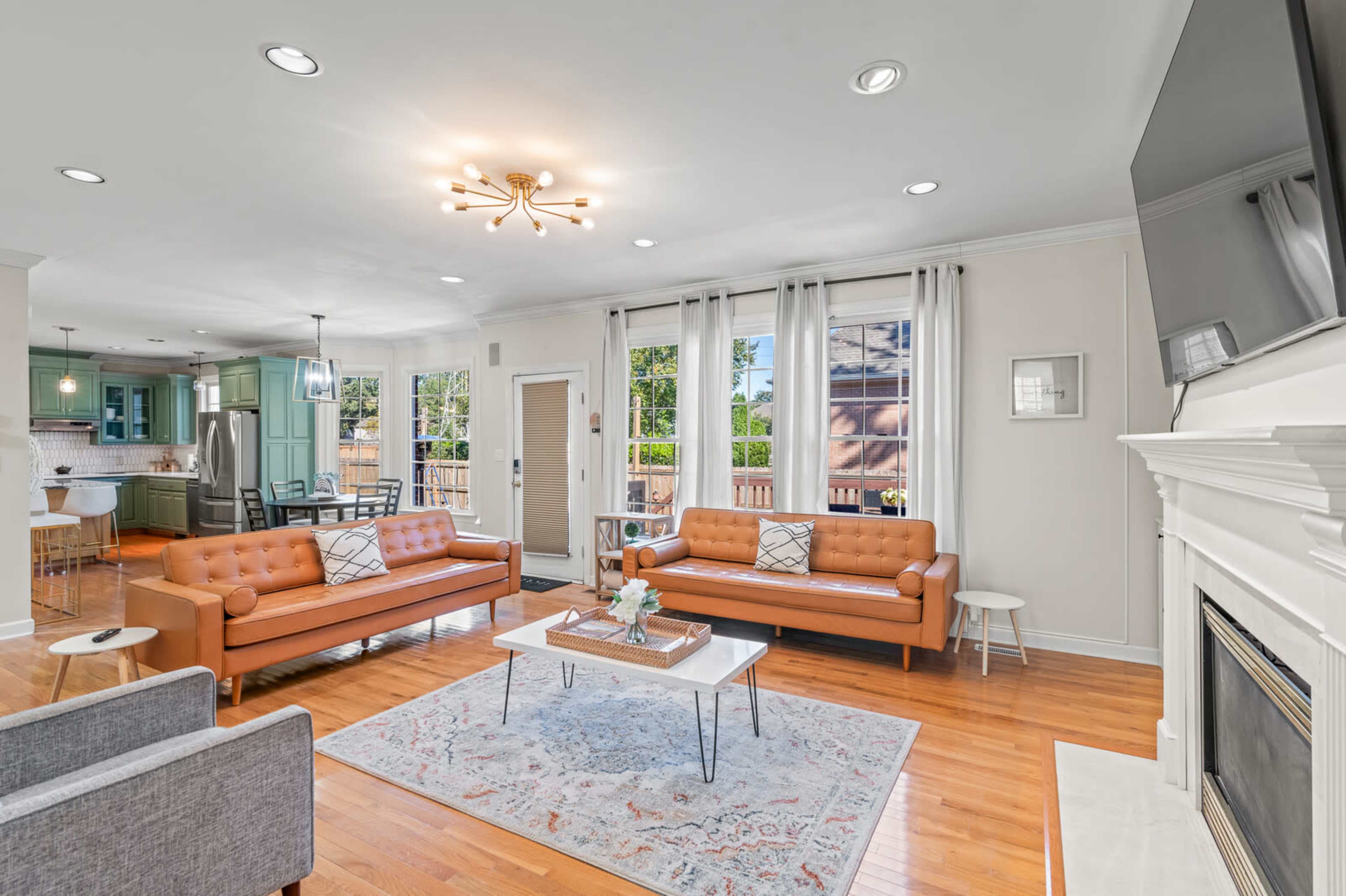 Bright & Chic Hampton Home Image in Farmington, Hampton, VA