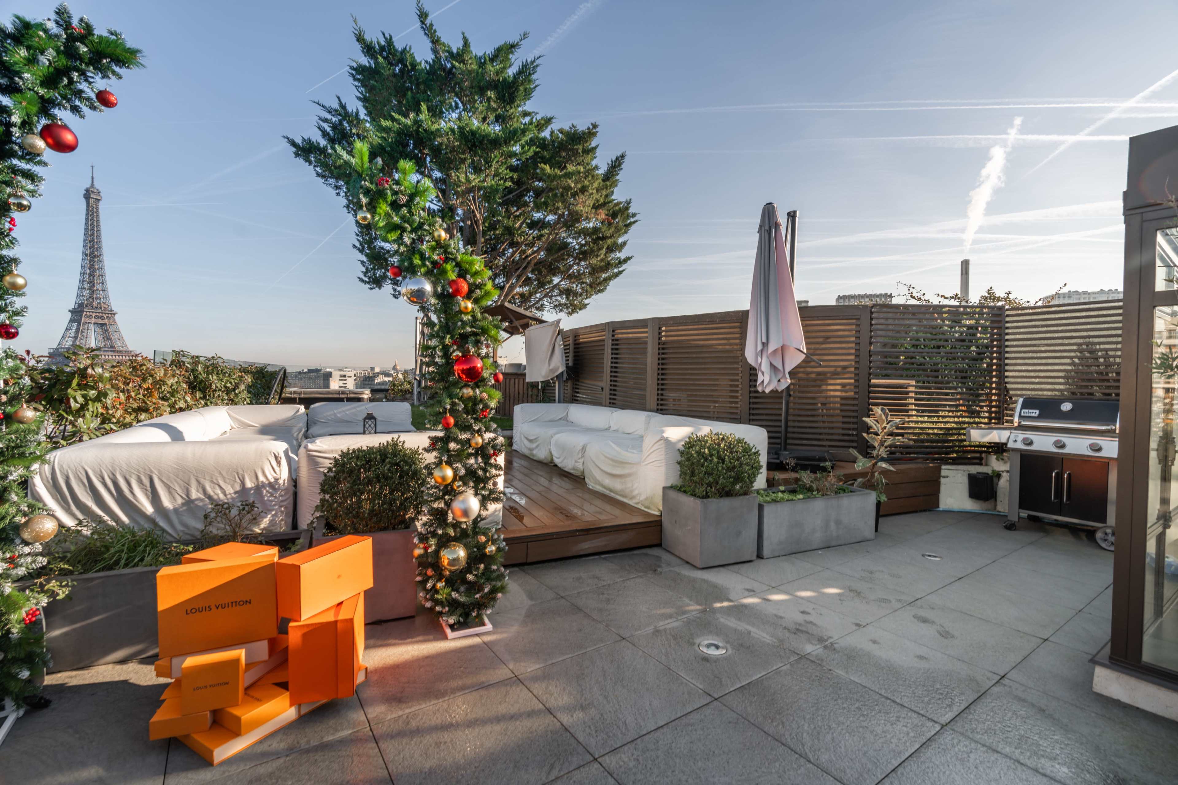 Splendide Appartement Rooftop Jacuzzi Vue Tour Eiffel Image dans Passy, Paris, 