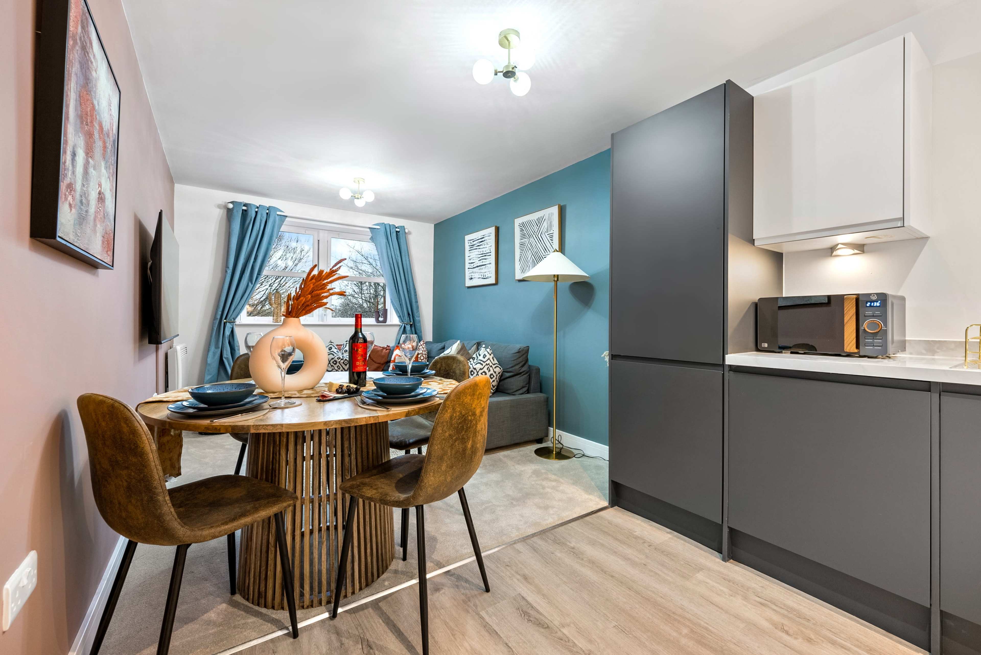 Dawson View, 1-BR Cosy & Stylish Flat Image in The Polygon, Southampto, ENG