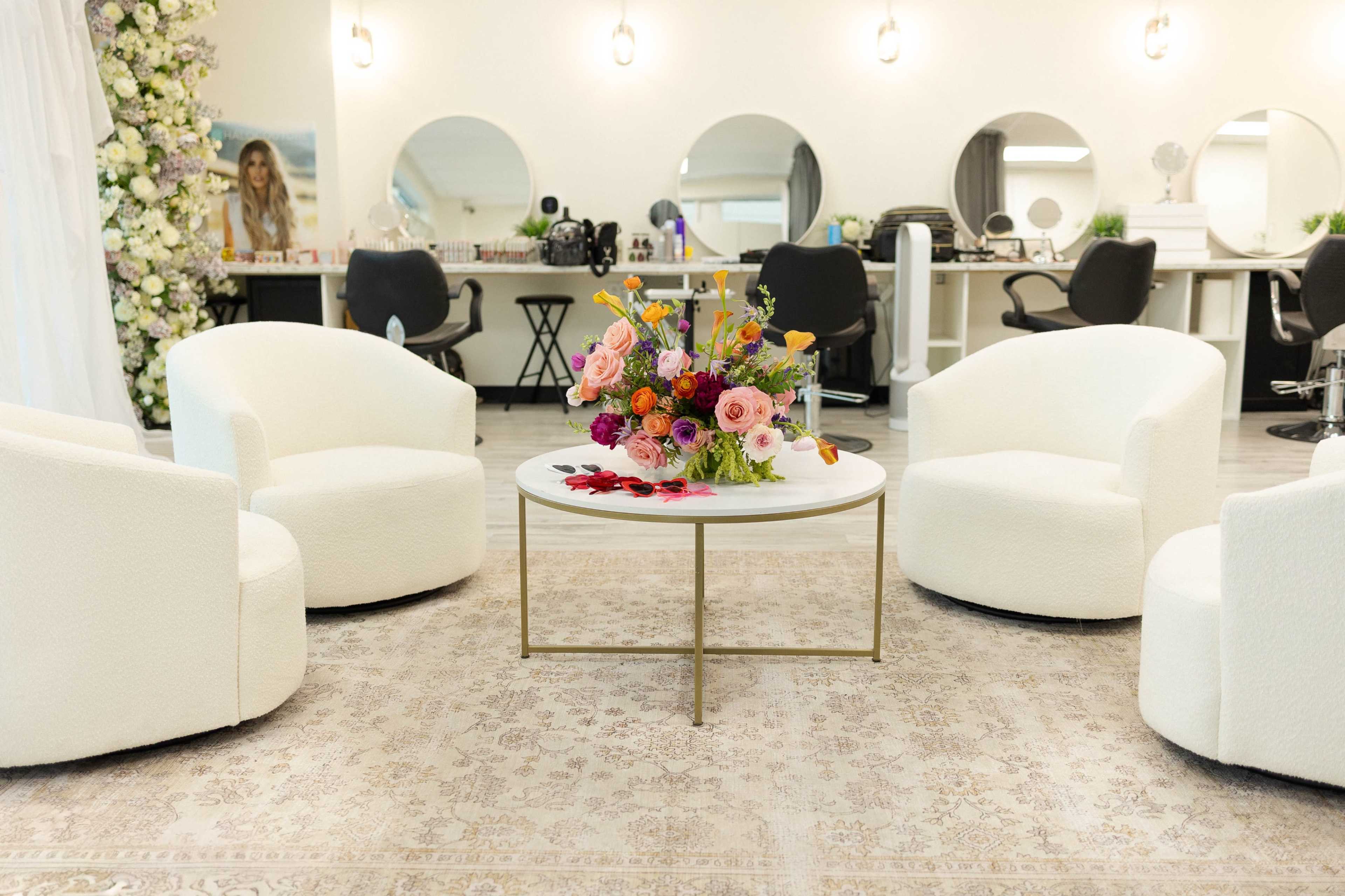 Open Floor Plan Beauty Suite with Livermore Valley View Image in , Livermore, CA