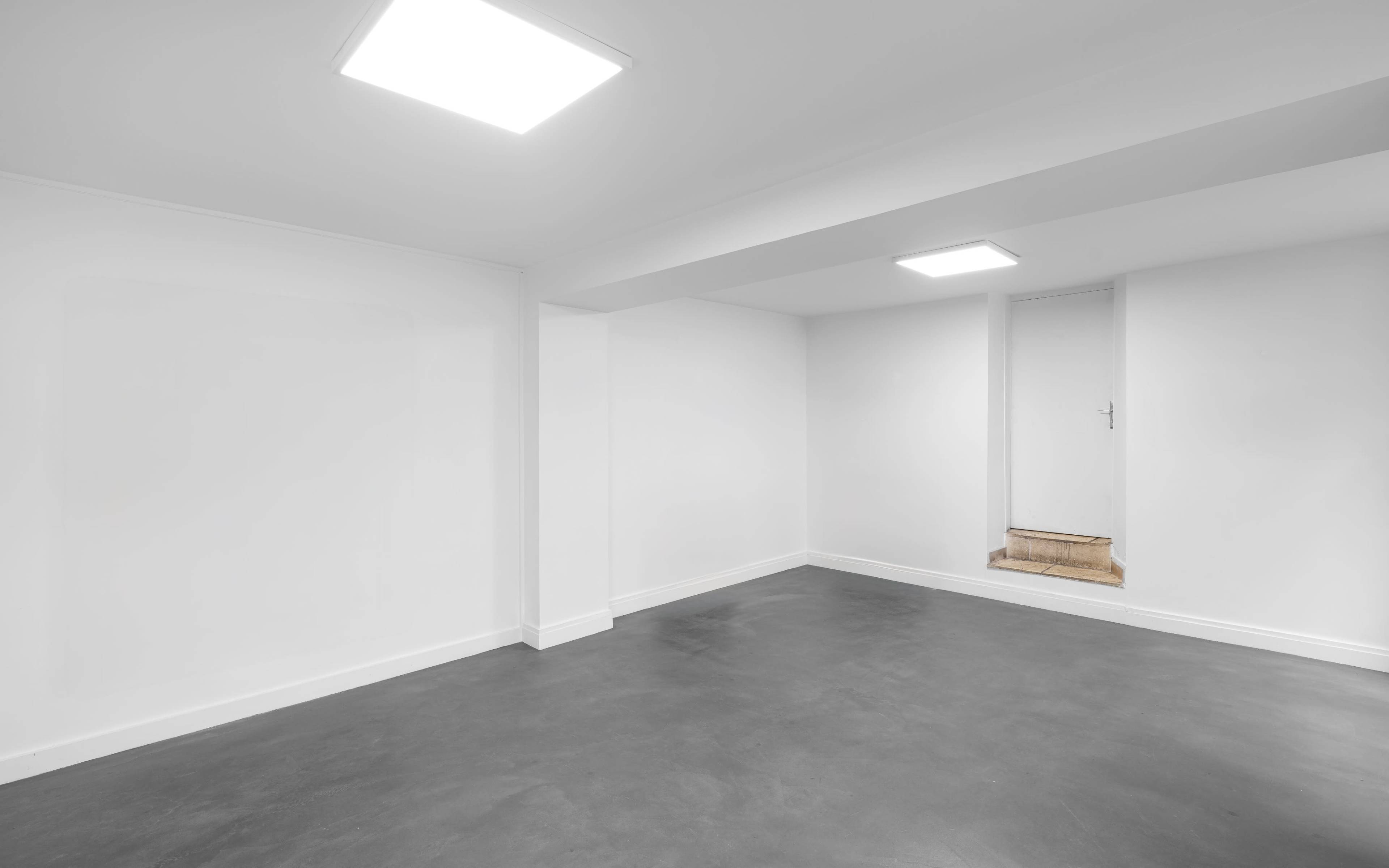 Showroom en plein coeur de St Germain Image in Monnaie, Paris